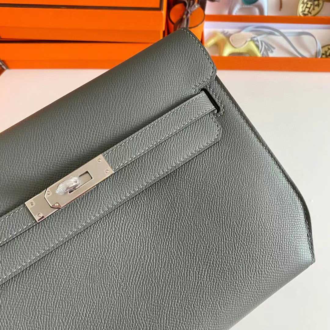 Hermes Kelly Dépêches Leather Bag (25-19-5cm) - 