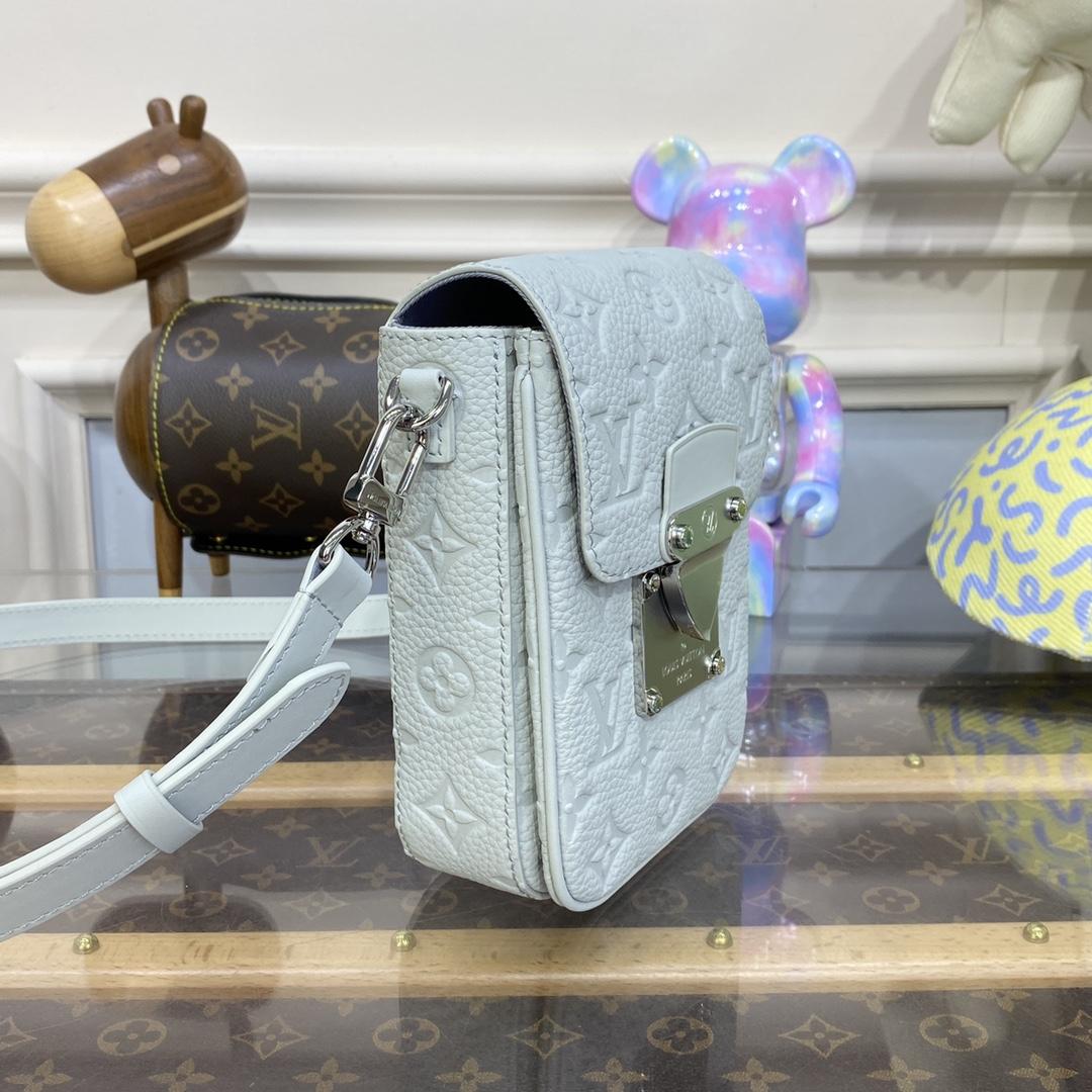 Louis Vuitton S-Lock Vertical Wearable Wallet (12 x 19 x 7 cm)   M82568 - PerfectKickZ
