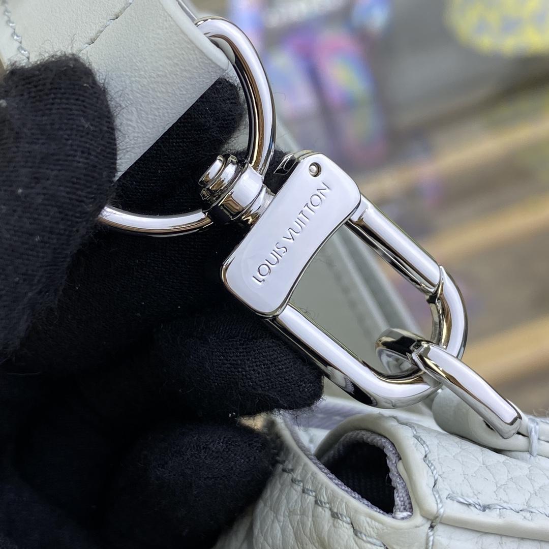 Louis Vuitton S-Lock Vertical Wearable Wallet (12 x 19 x 7 cm)   M82568 - PerfectKickZ