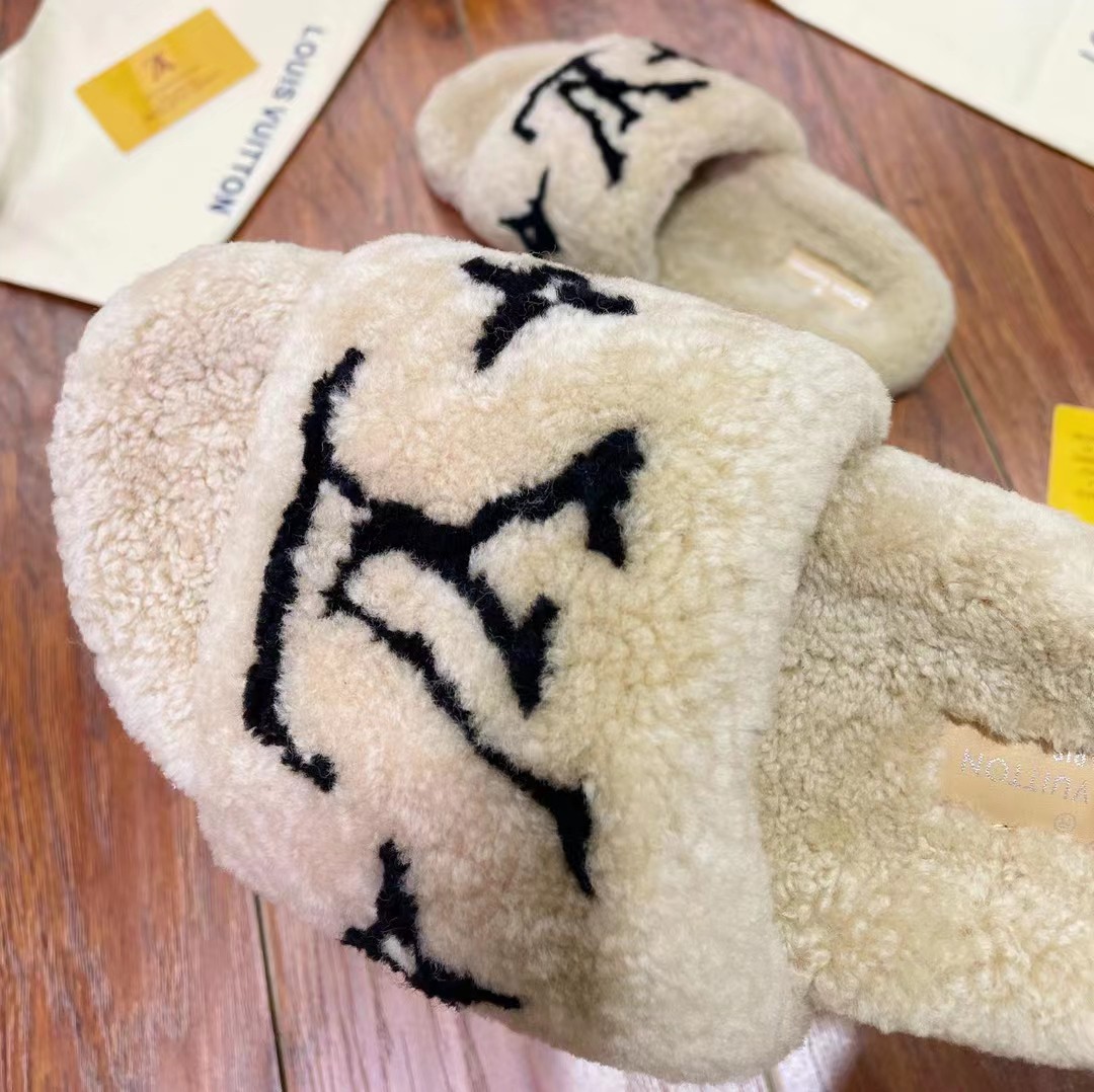 Louis Vuitton Shearling Slides - PerfectKickZ