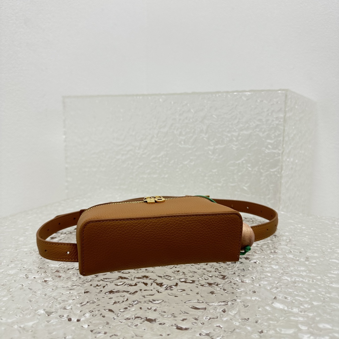 Loro Piana Extra pocket L16 Belt Bag  (16×6×10cm) - PerfectKickZ