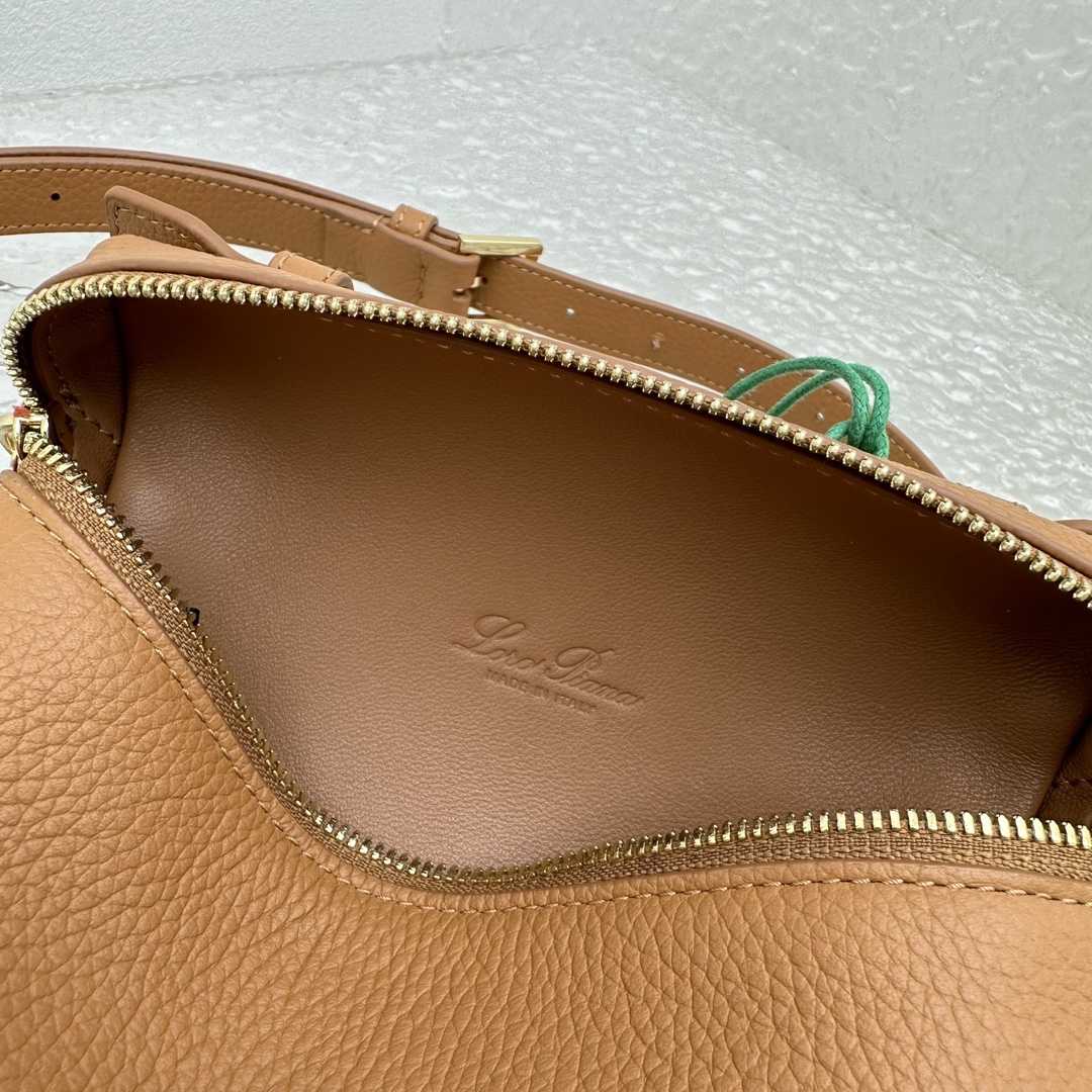 Loro Piana Extra pocket L16 Belt Bag  (16×6×10cm) - PerfectKickZ