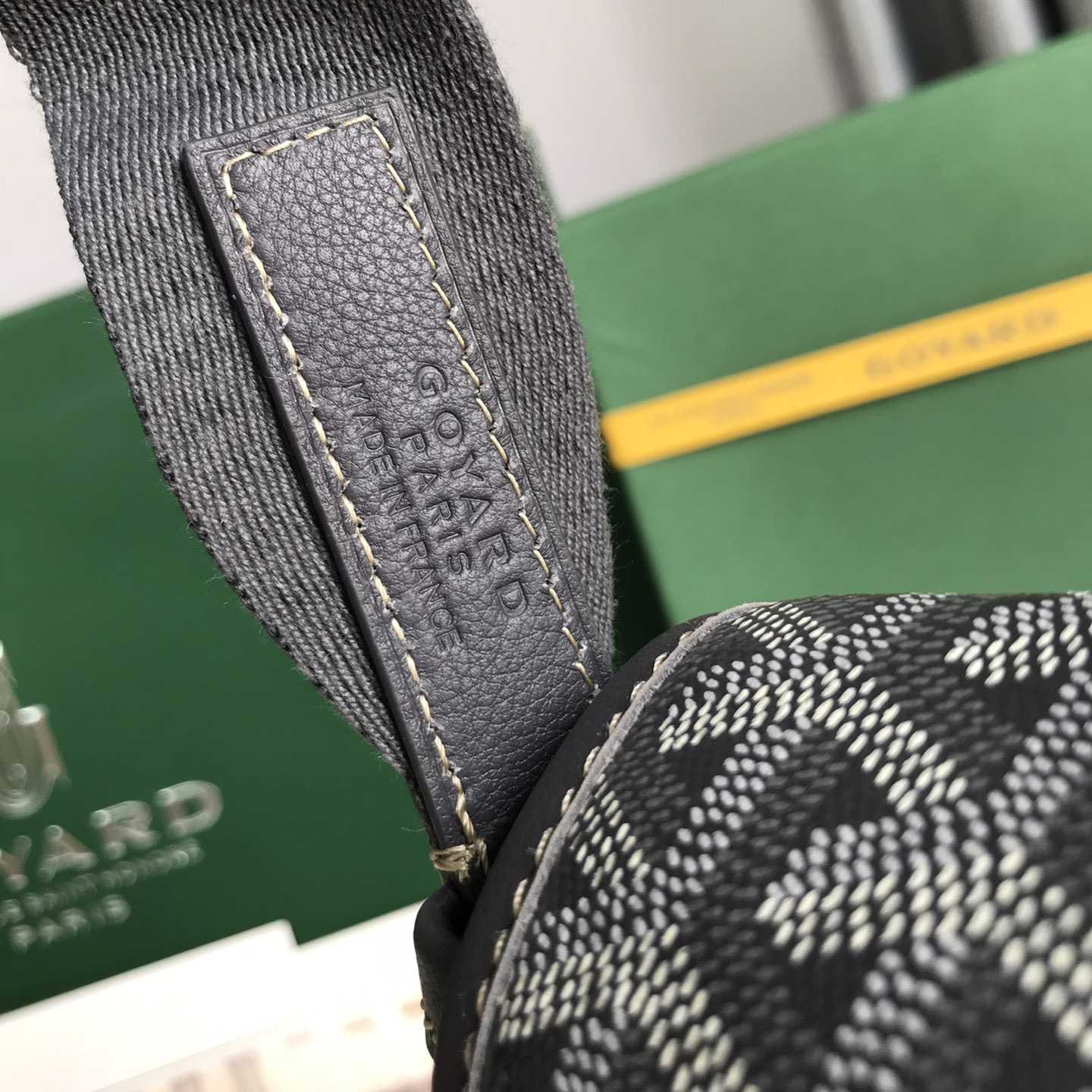Goyard Capetien Messenger Bag (35×26×7.5cm) - PerfectKickZ