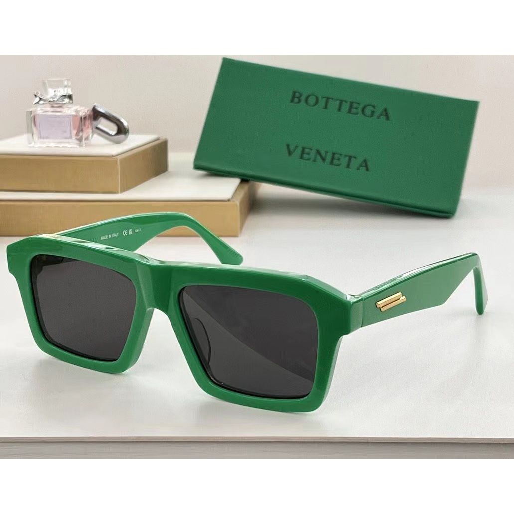 Bottega Green Square Sunglasses - PerfectKickZ