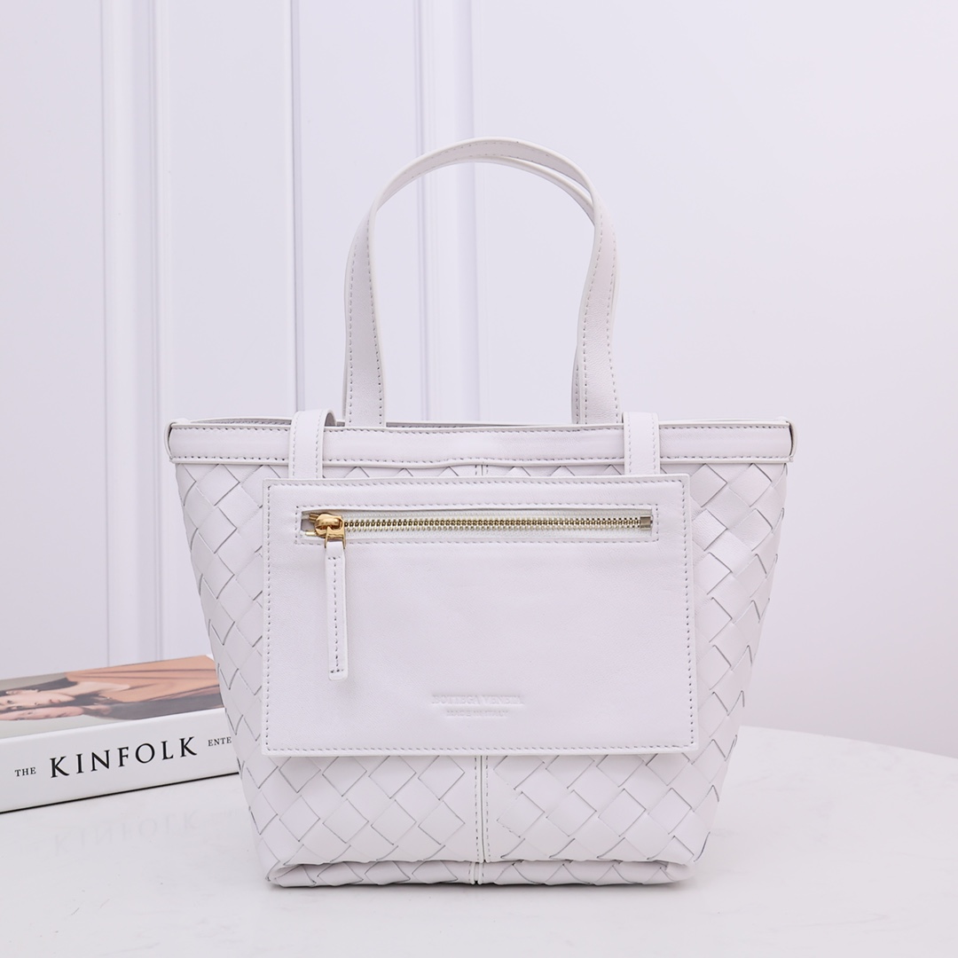 Bottega Veneta Small Flip Flap - PerfectKickZ