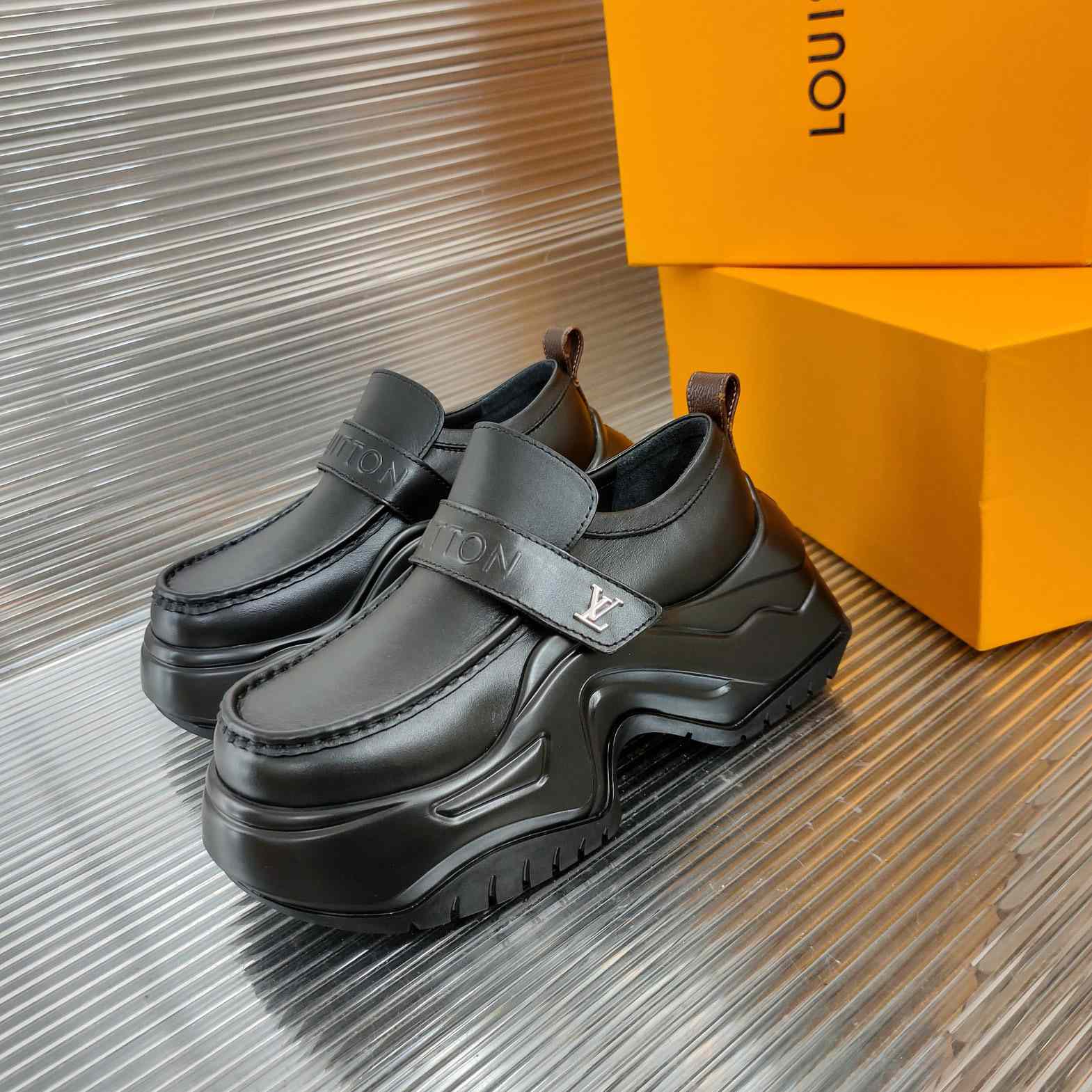 Louis Vuitton LV Archlight 2.0 Platform Loafer  1ABIJQ - PerfectKickZ