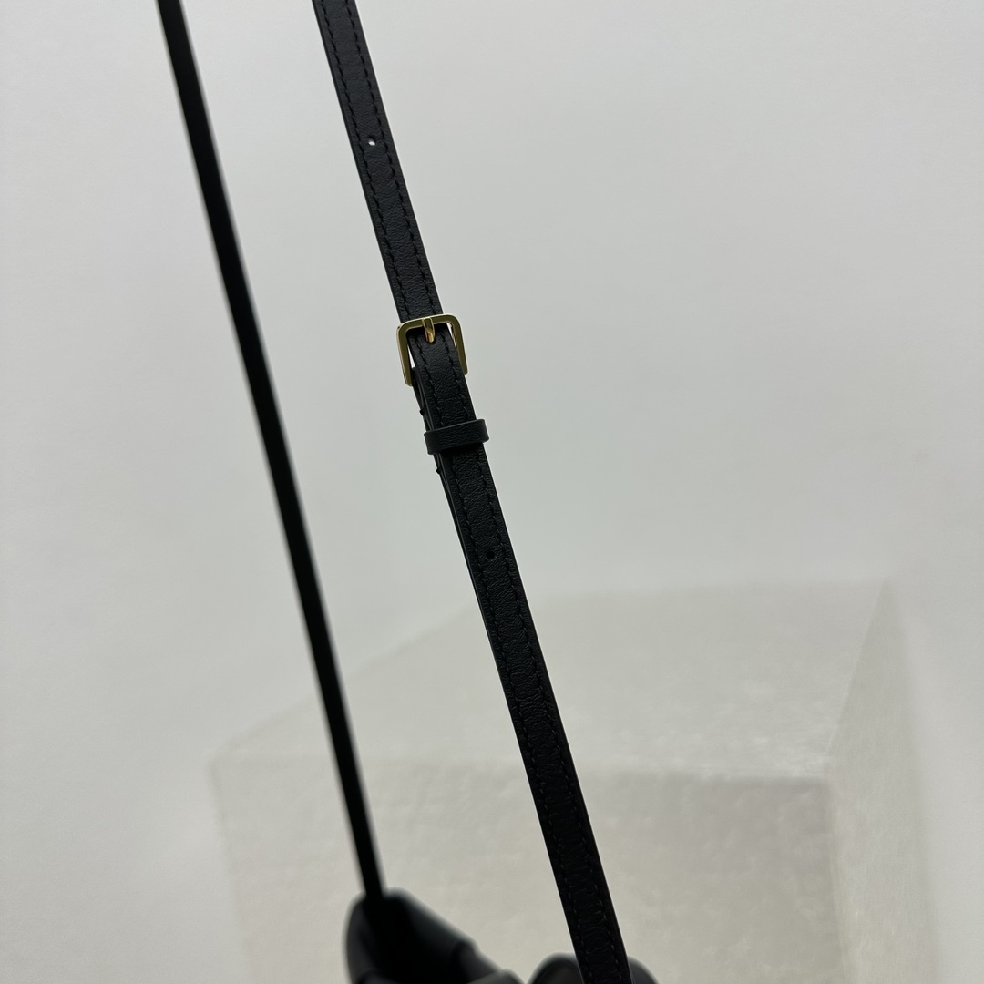 The Row Camdem Bag  ( 32x23x14cm) - PerfectKickZ