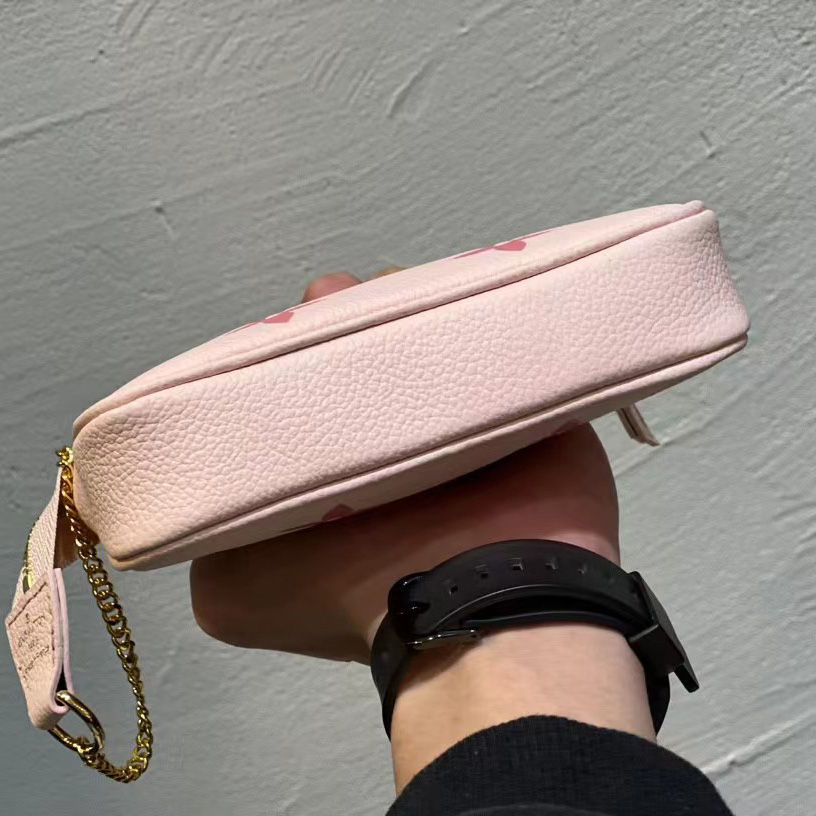 Louis Vuitton Easy Pouch On Strap  (19-11.5-3cm) M80349 - PerfectKickZ