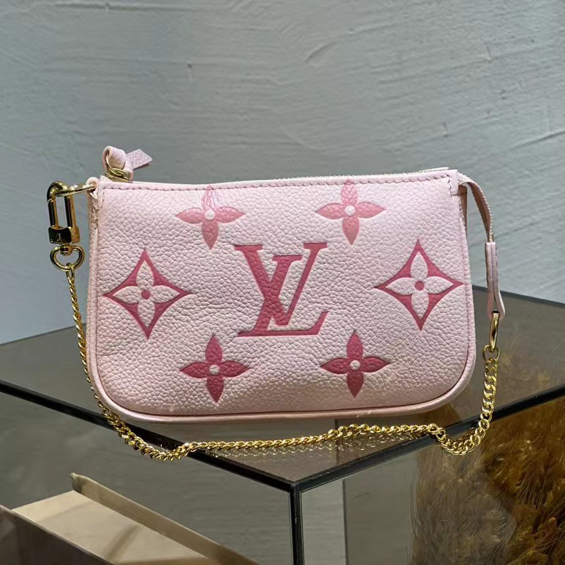 Louis Vuitton Easy Pouch On Strap  (19-11.5-3cm) M80349 - PerfectKickZ