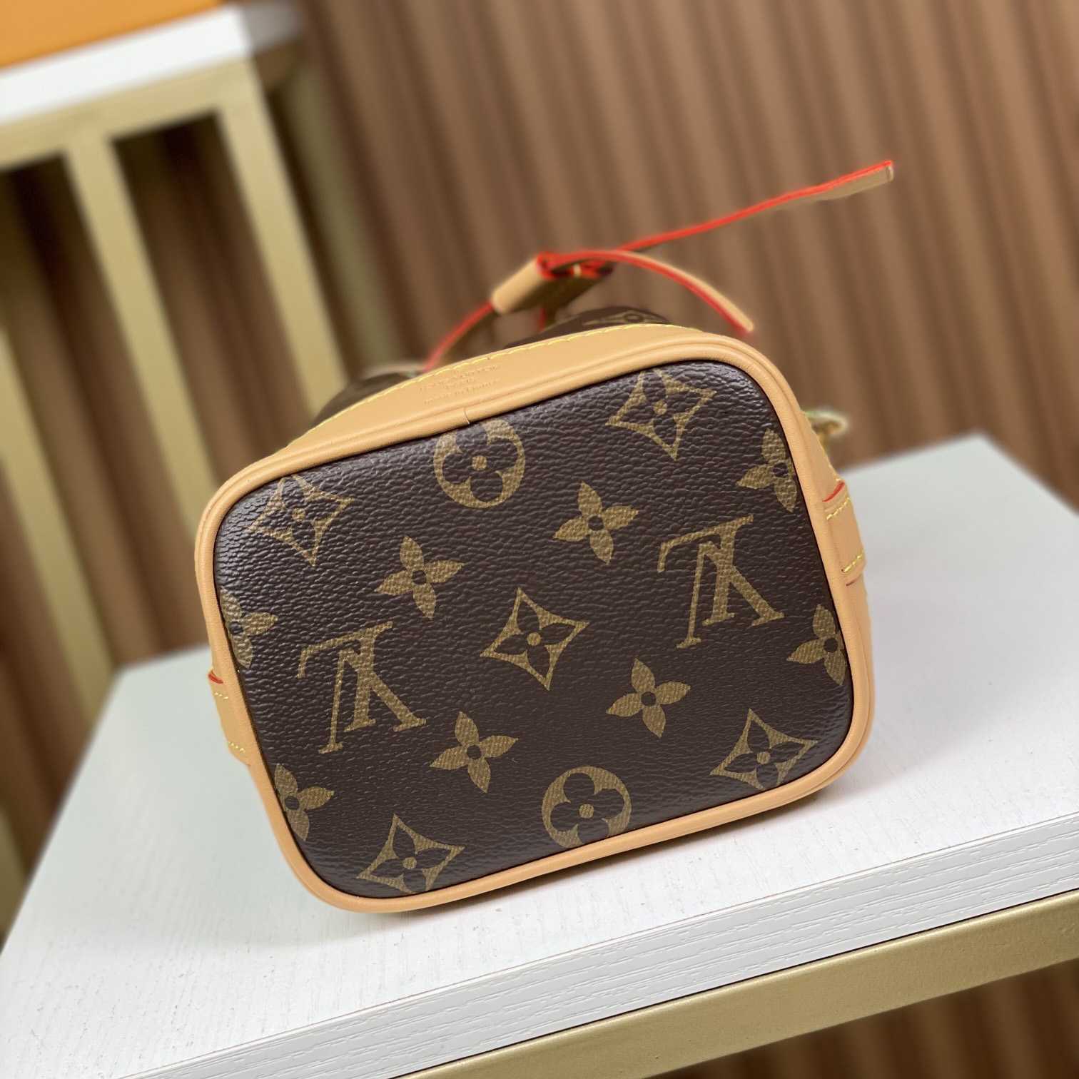 Louis Vuitton Nano Noé   M81266 - 