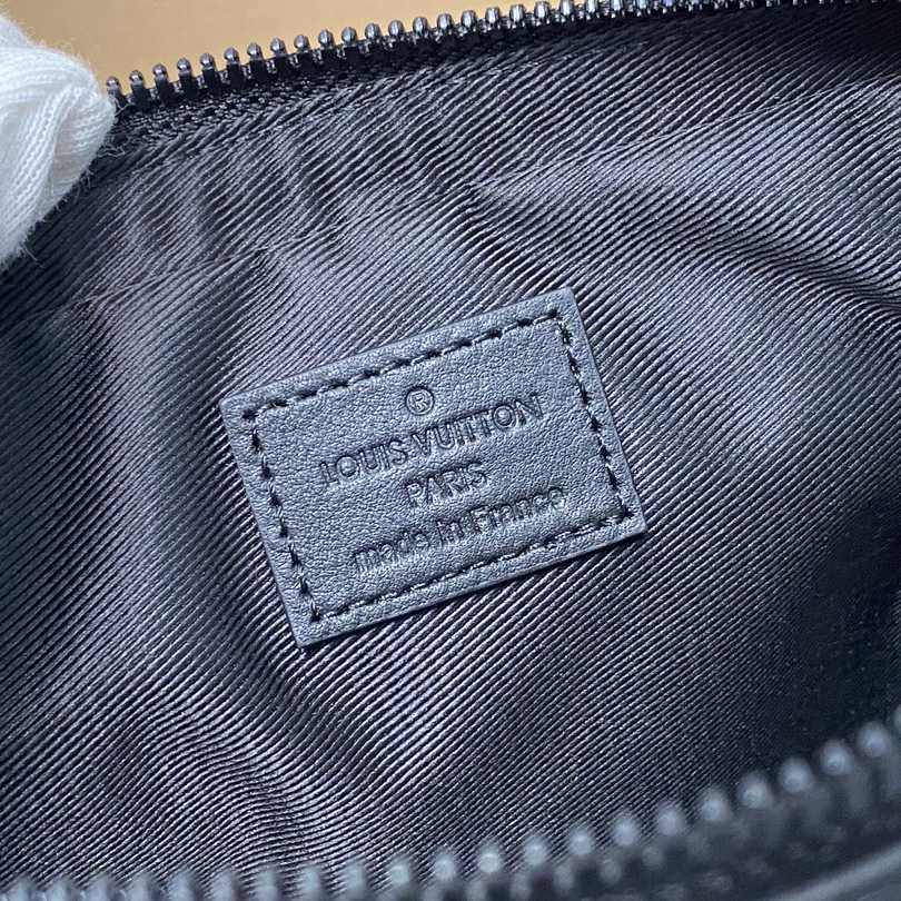 Louis Vuitton Trio Messenger   M46602 - PerfectKickZ