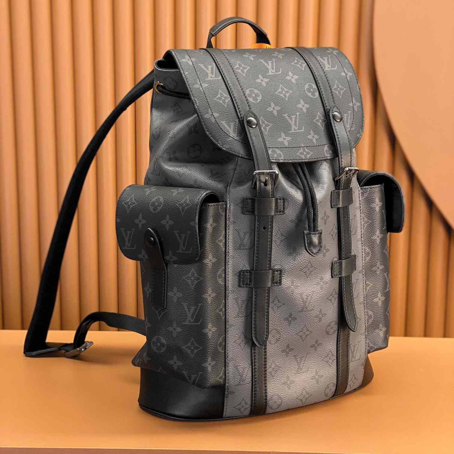 Louis Vuitton Christopher MM (38x44x21cm)     M45419 - PerfectKickZ