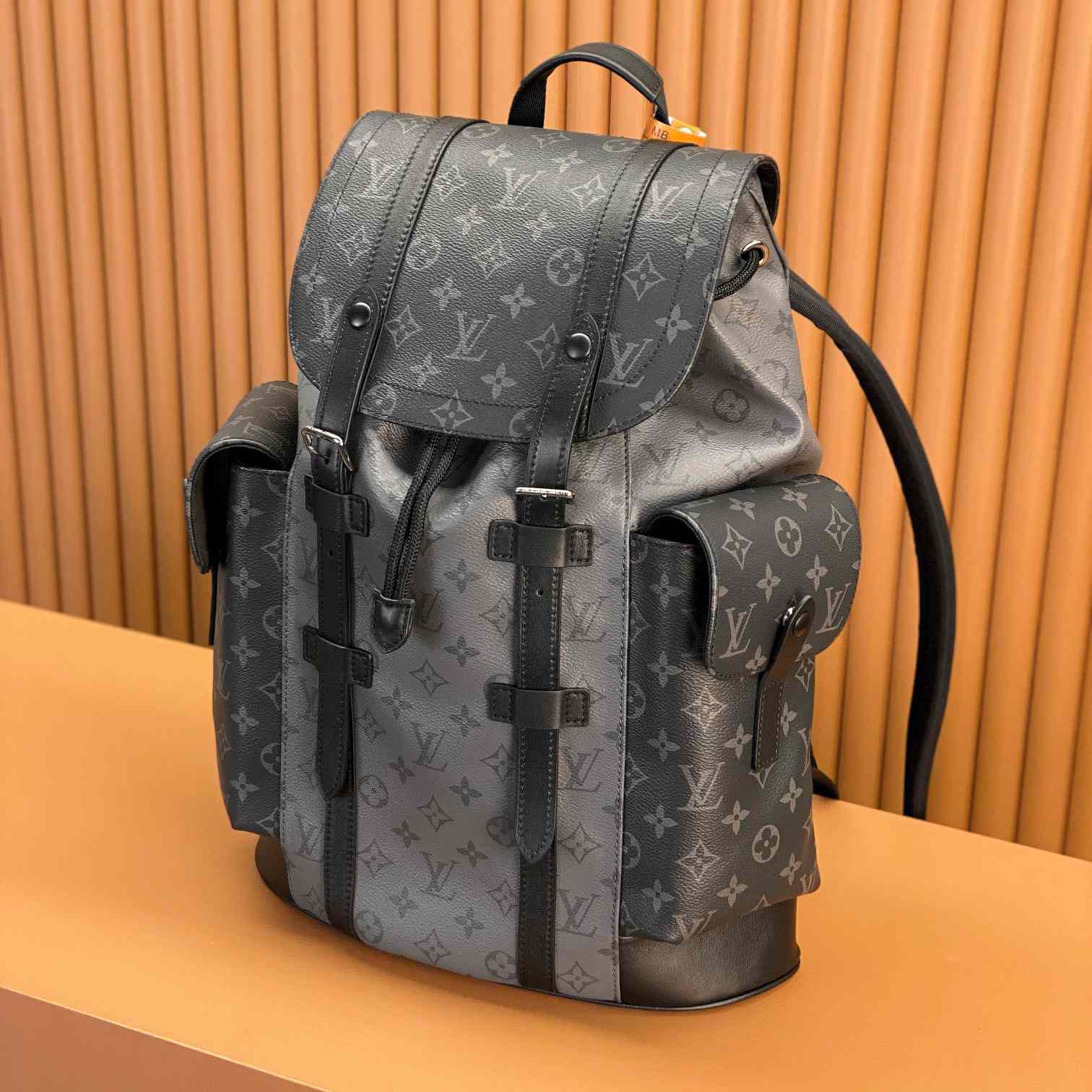 Louis Vuitton Christopher MM (38x44x21cm)     M45419 - PerfectKickZ