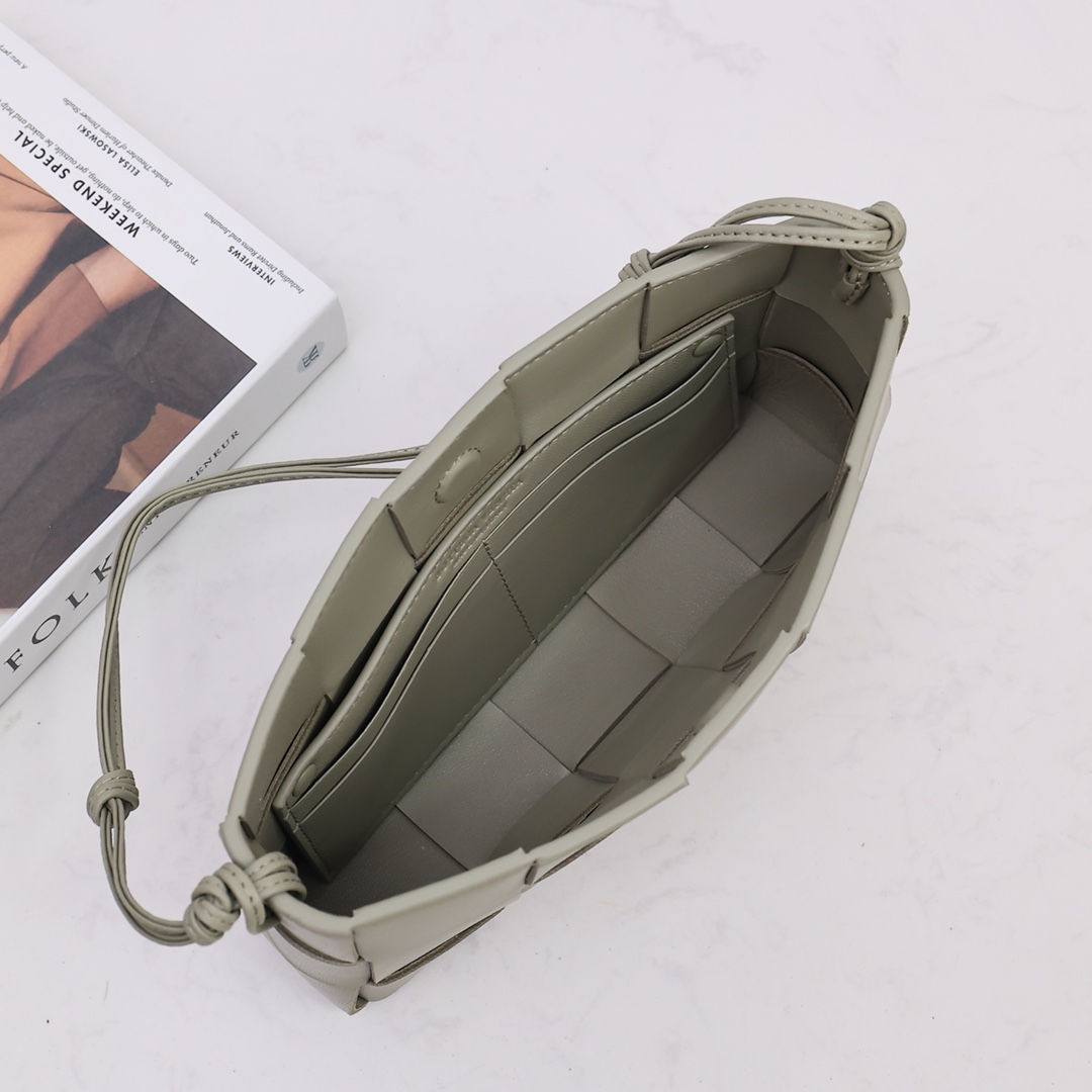 Bottega Veneta Cassette Pouch On Strap - PerfectKickZ