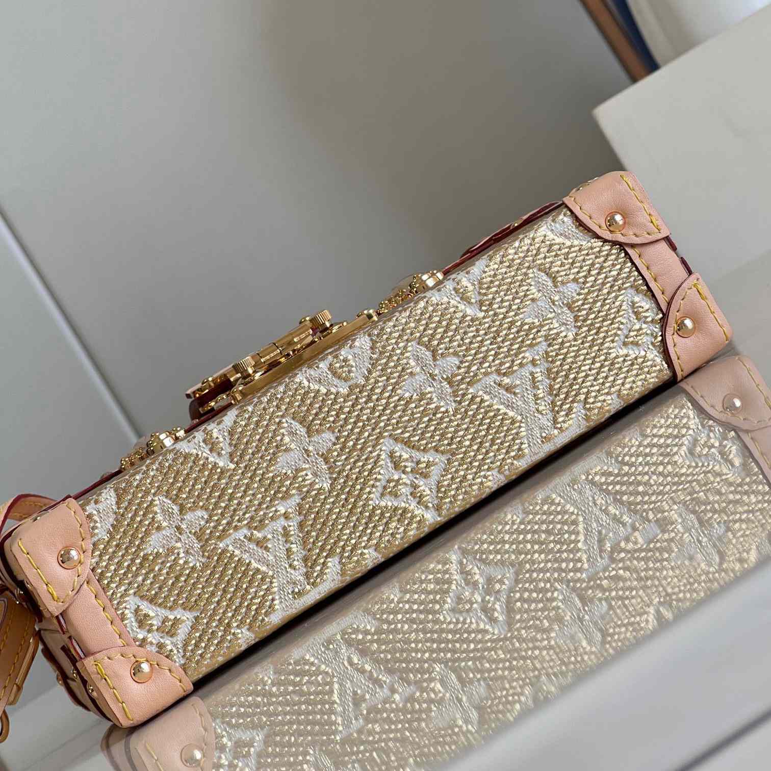 Louis Vuitton Petite Malle (20 x 12.5 x 6cm)   M22882 - PerfectKickZ