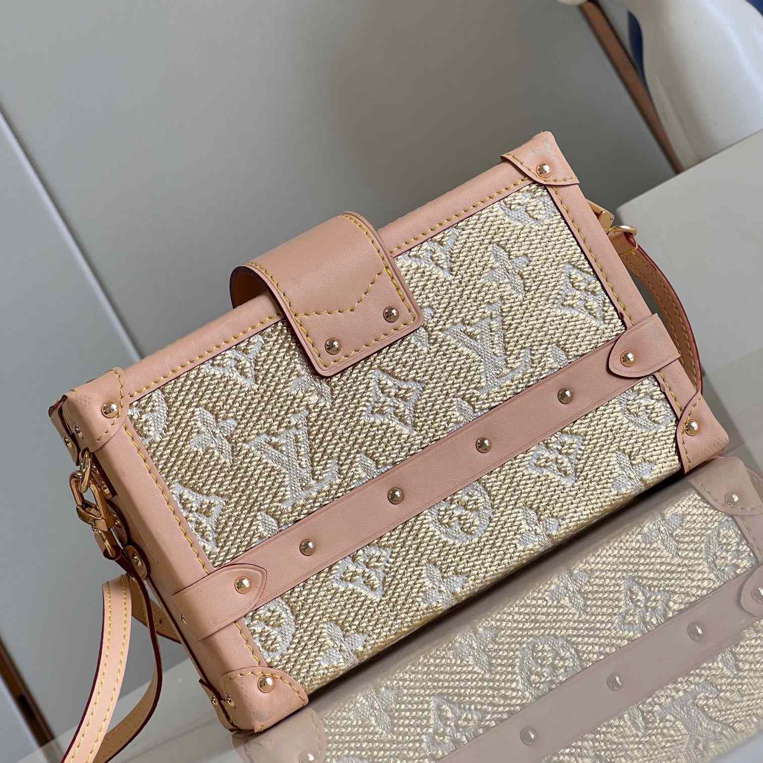 Louis Vuitton Petite Malle (20 x 12.5 x 6cm)   M22882 - PerfectKickZ