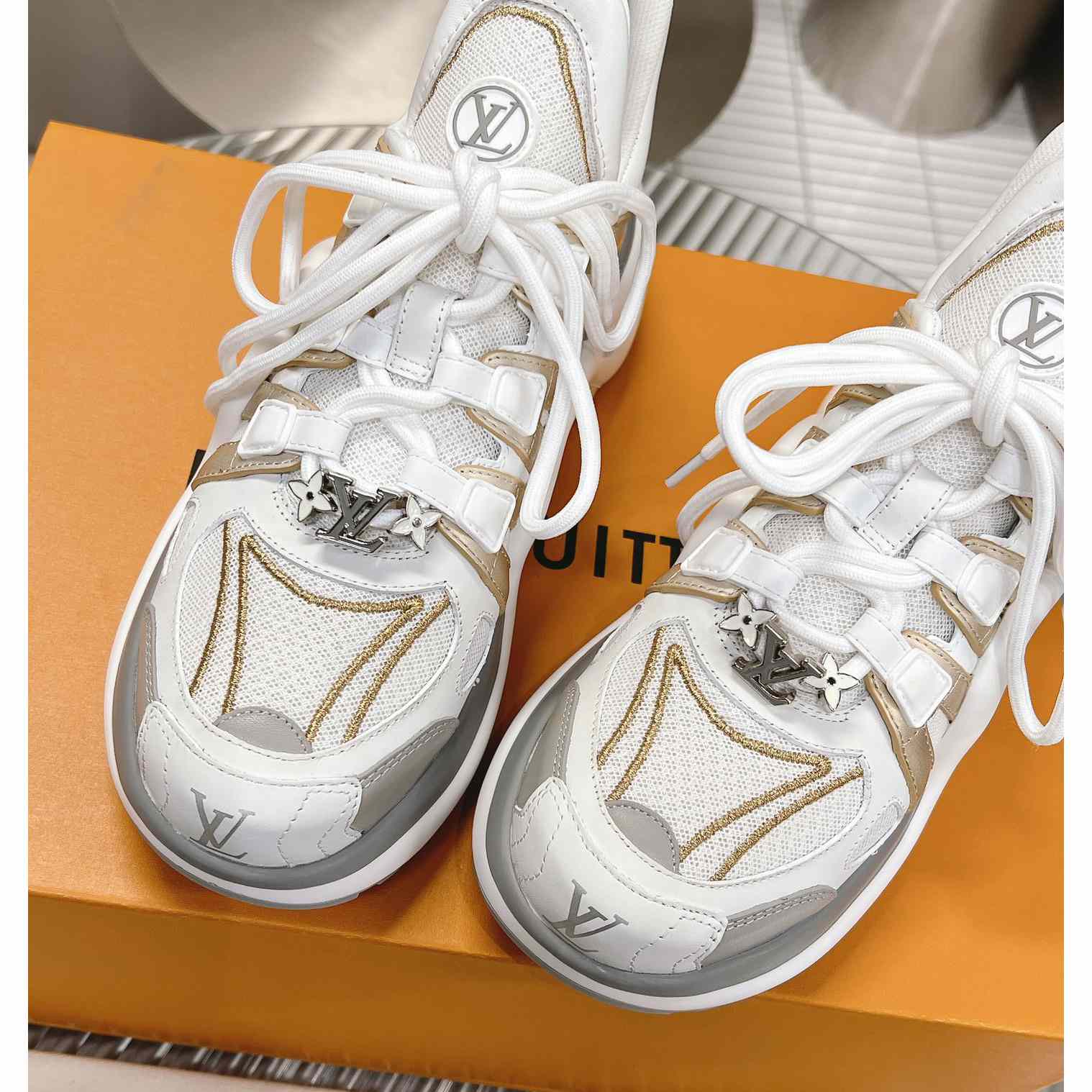 Louis Vuitton LV Archlight Sneaker      1AAVXW - PerfectKickZ