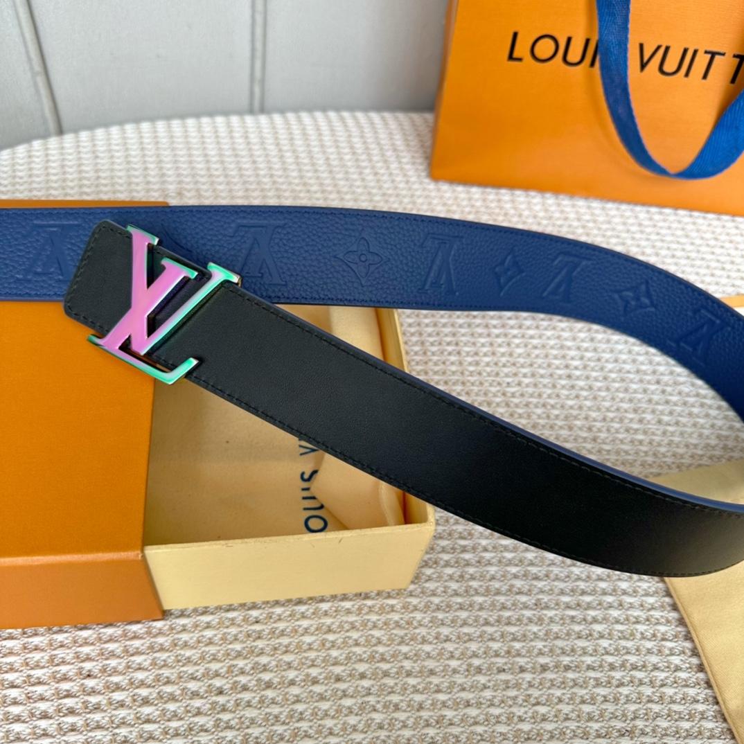Louis Vuitton LV Initials 40mm Reversible Belt   M8260U - PerfectKickZ