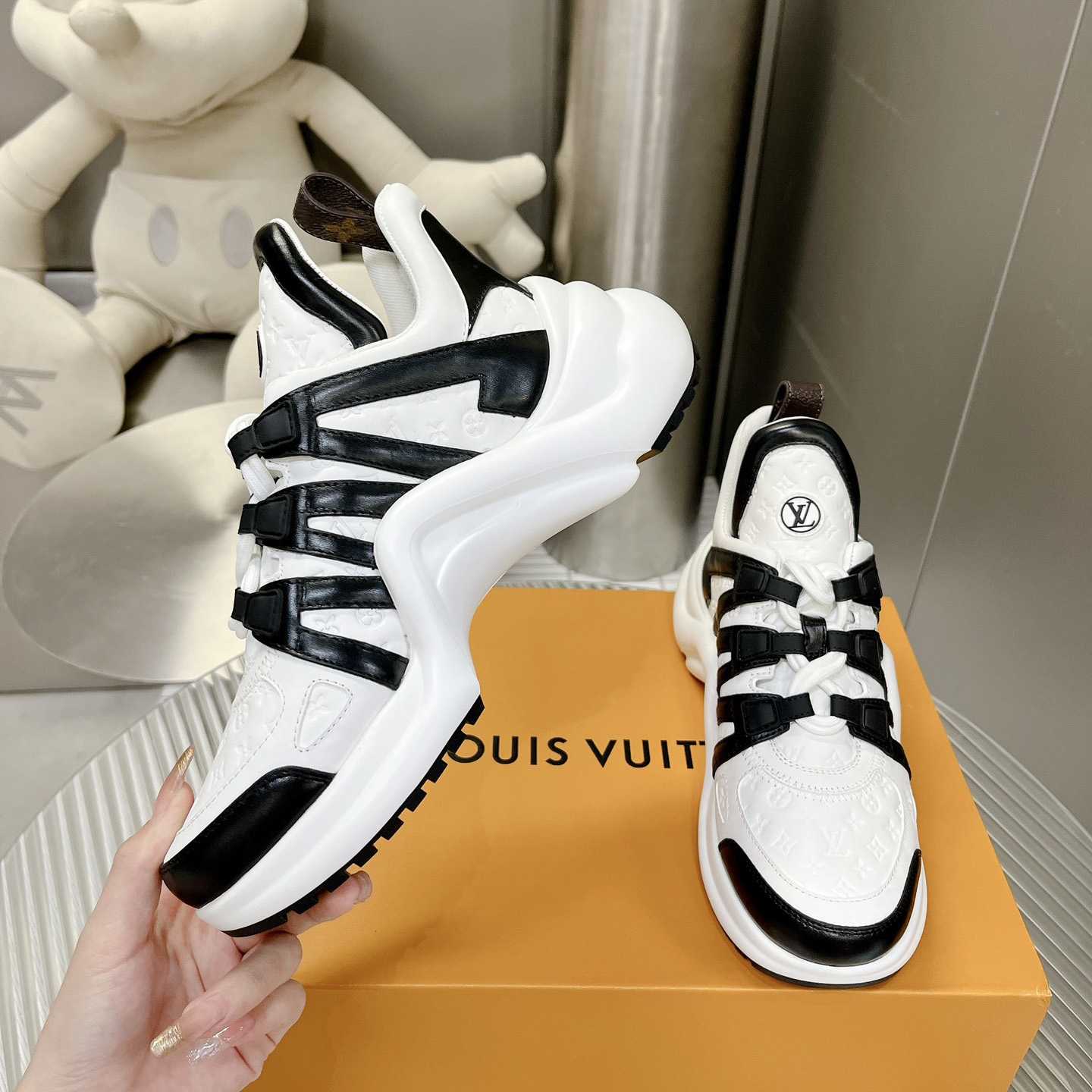 Louis Vuitton LV Archlight Sneaker    - PerfectKickZ