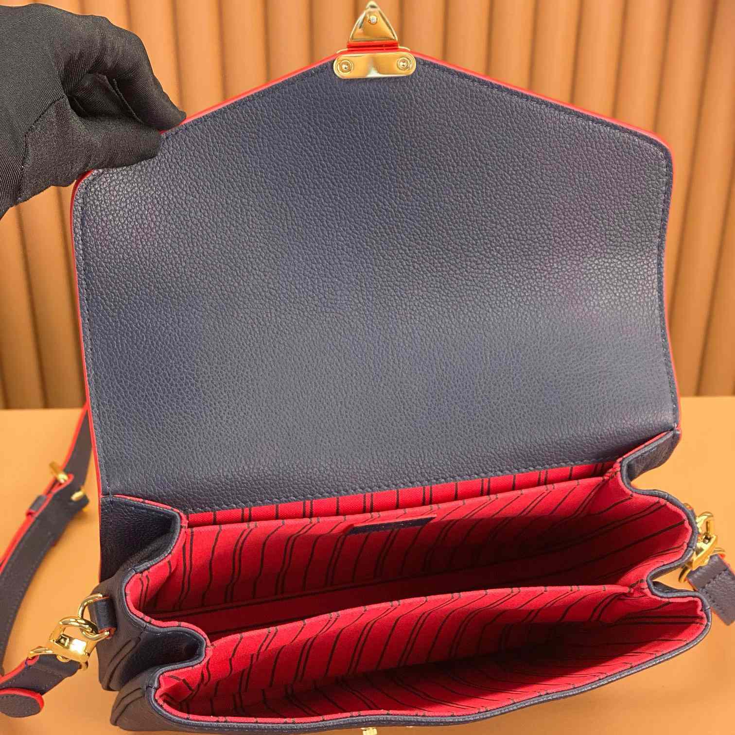 Louis Vuitton Pochette Métis (25*19*7cm)   M44071 - PerfectKickZ