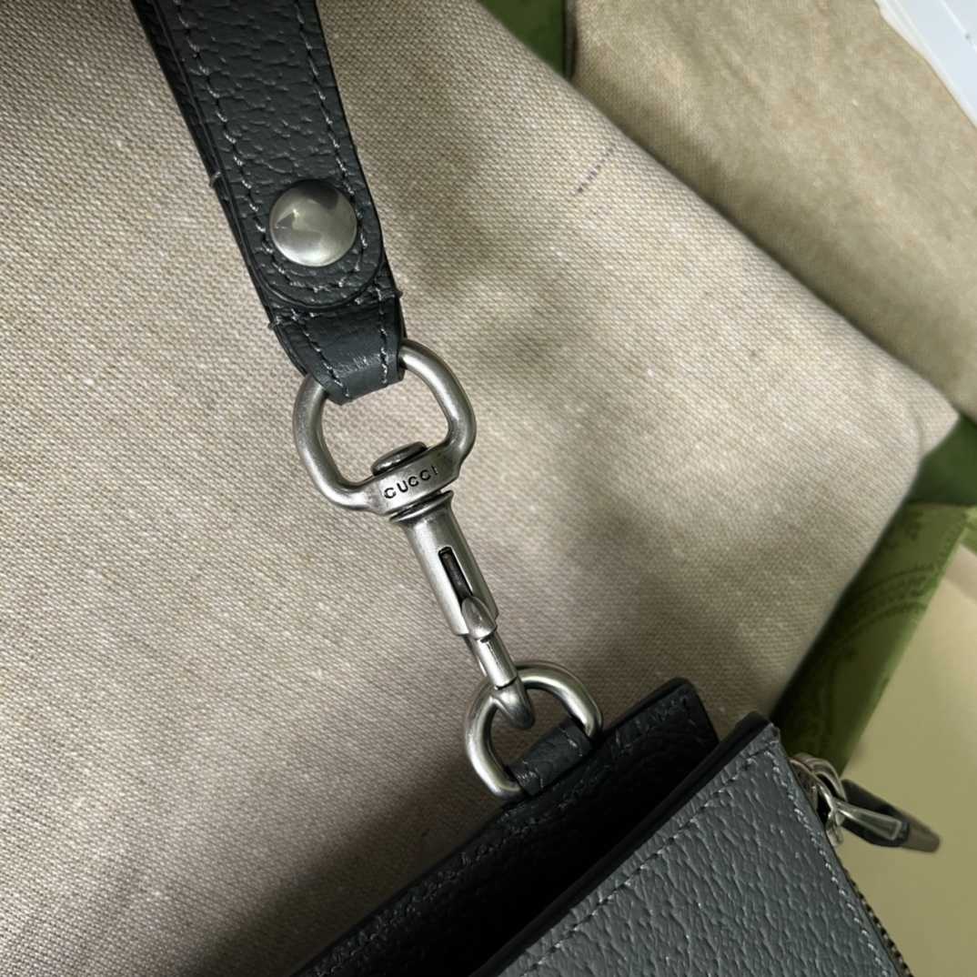 Gucci GG Marmont Pouch(30.5*21*1.5cm) - PerfectKickZ