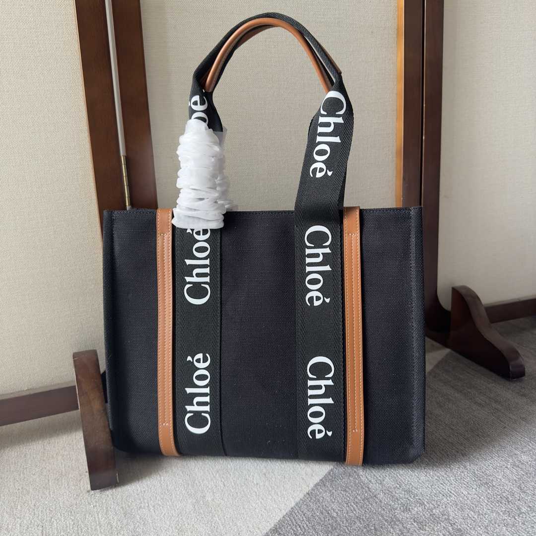Chloe Medium Woody Tote Bag - PerfectKickZ