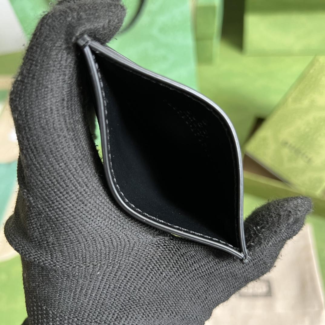 Gucci GG Matelasse Card Case - PerfectKickZ