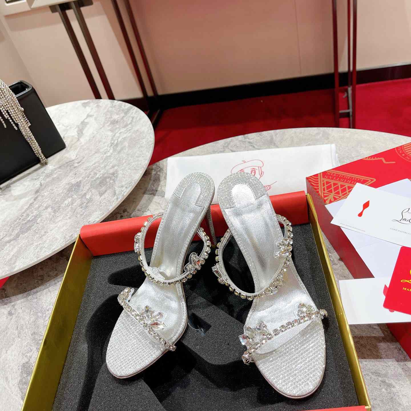 Christian Louboutin Just Queen - PerfectKickZ