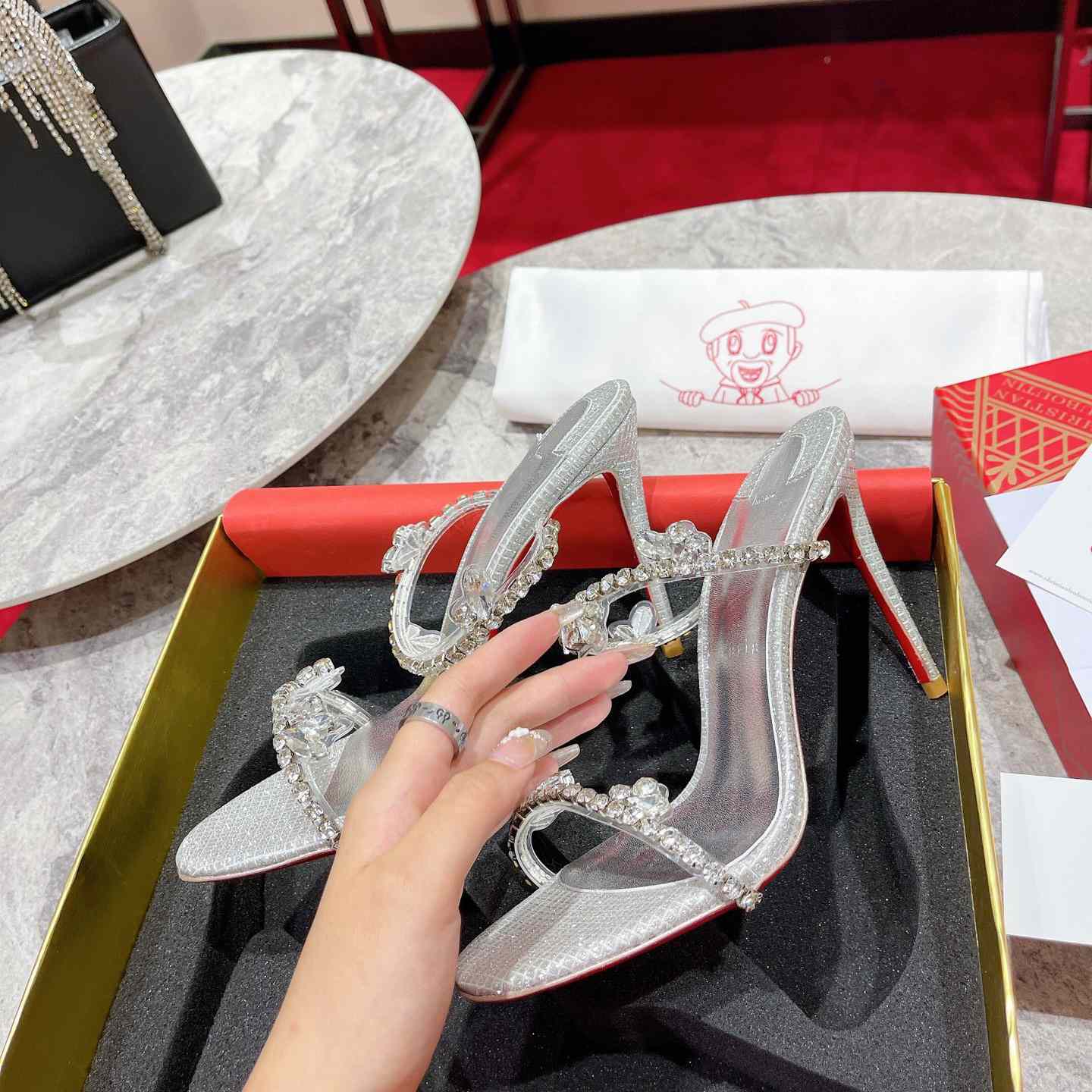Christian Louboutin Just Queen - PerfectKickZ