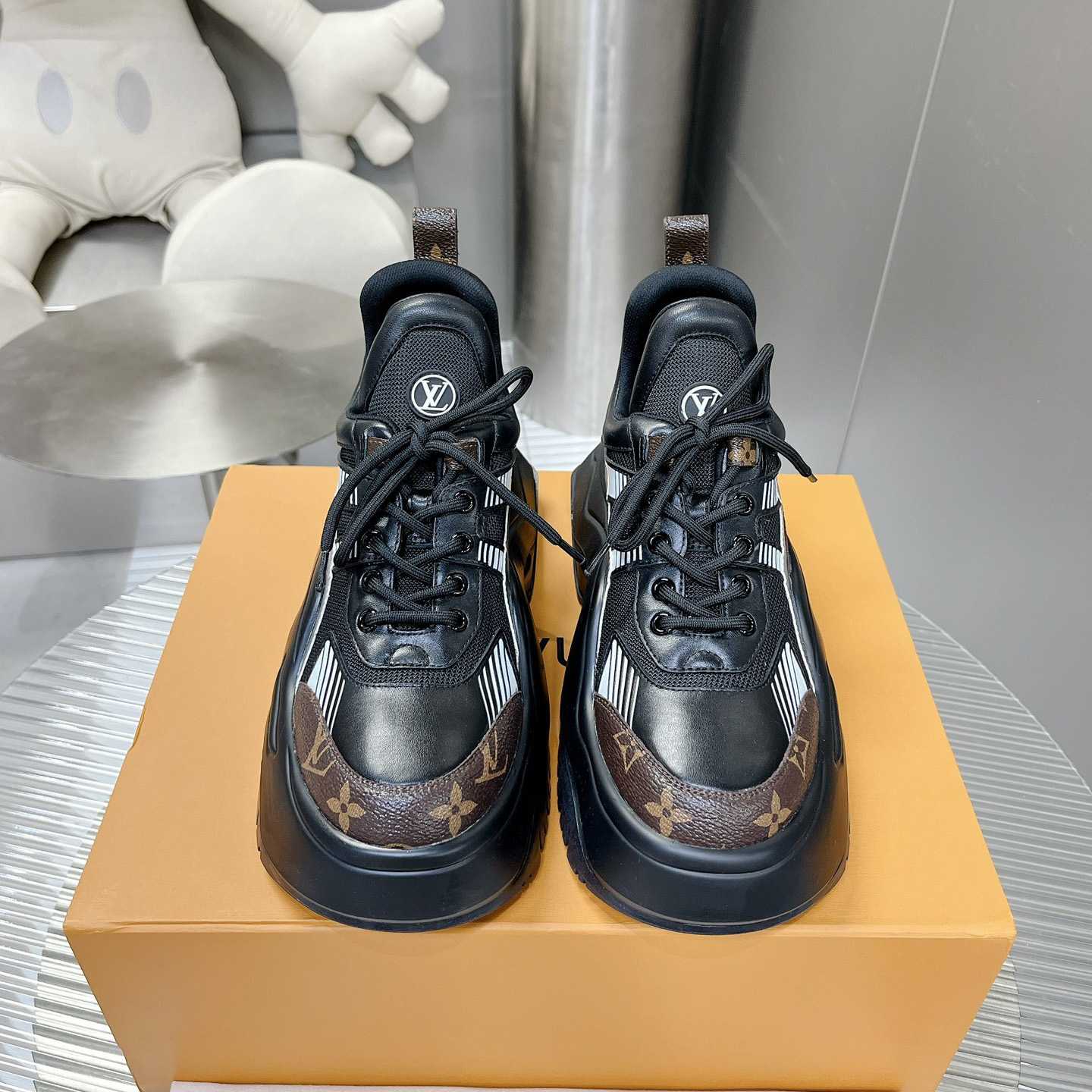Louis Vuitton LV Archlight 2.0 Platform Sneaker    1ABIHC - PerfectKickZ