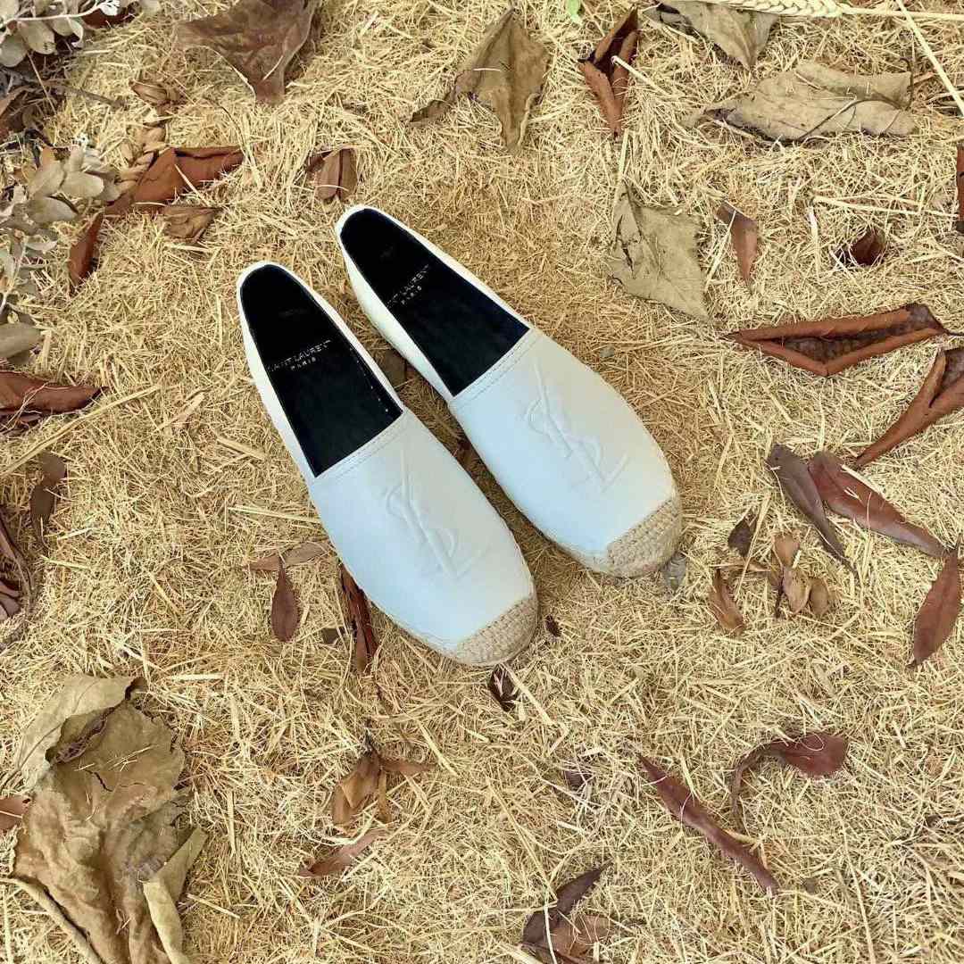 Saint Laurent Cassandre Espadrilles In Lambskin - PerfectKickZ