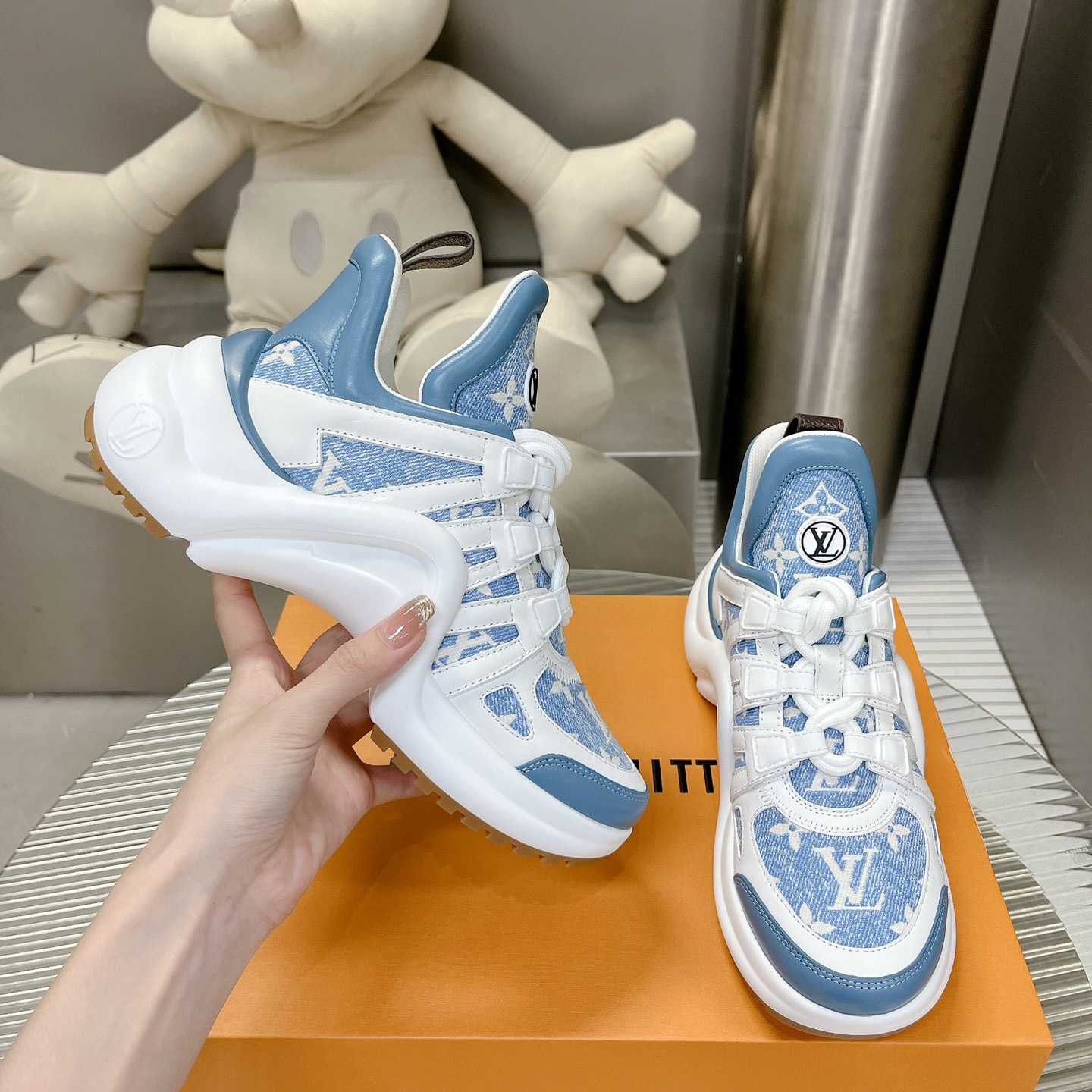 Louis Vuitton LV Archlight Sneaker     1AB30T - PerfectKickZ