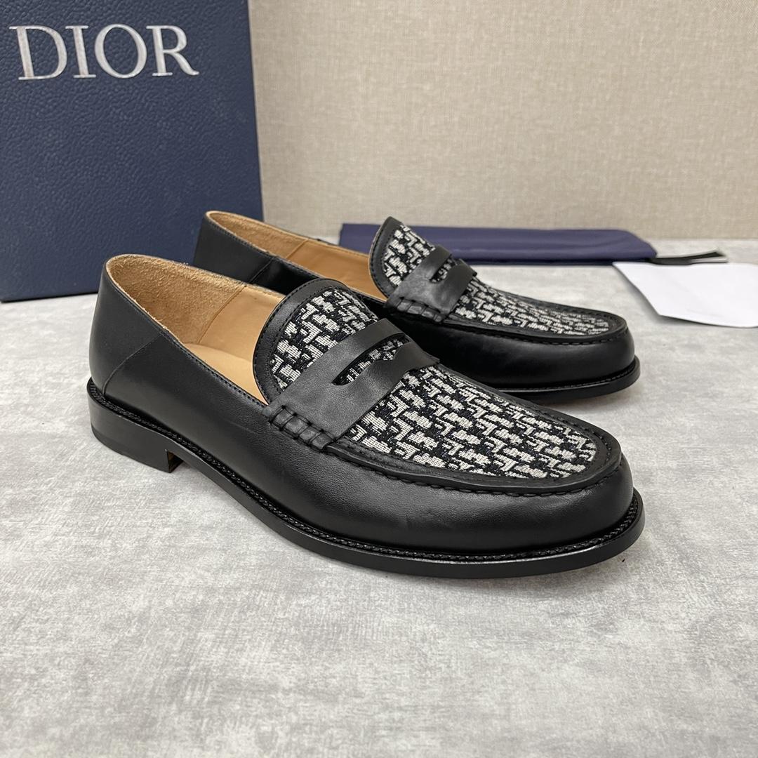 Dior Explorer Loafer - PerfectKickZ