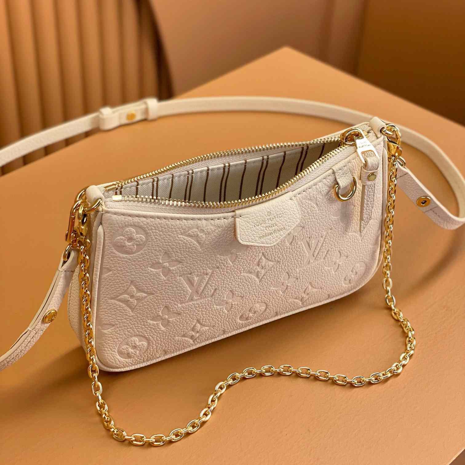 Louis Vuitton Easy Pouch On Strap  (19-11.5-3cm) M81066 - PerfectKickZ