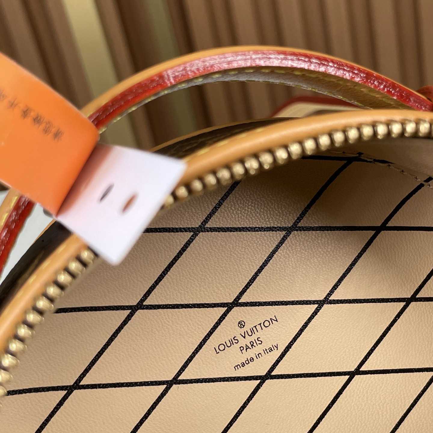 Louis Vuitton Mini Boite Chapeau      M44699 - PerfectKickZ