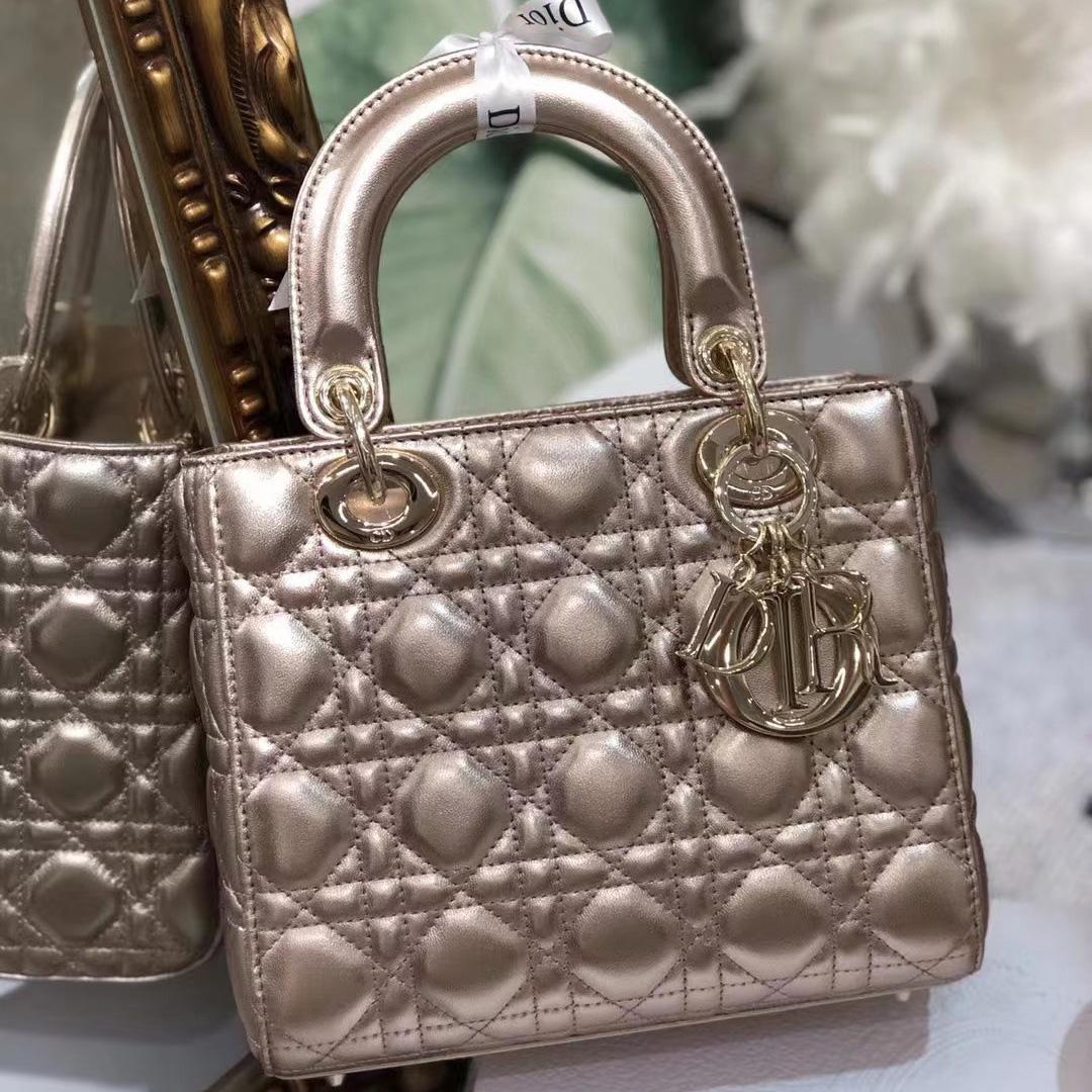 Dior Lady D-Joy Bag(20 x 16.5 x 8cm) - PerfectKickZ