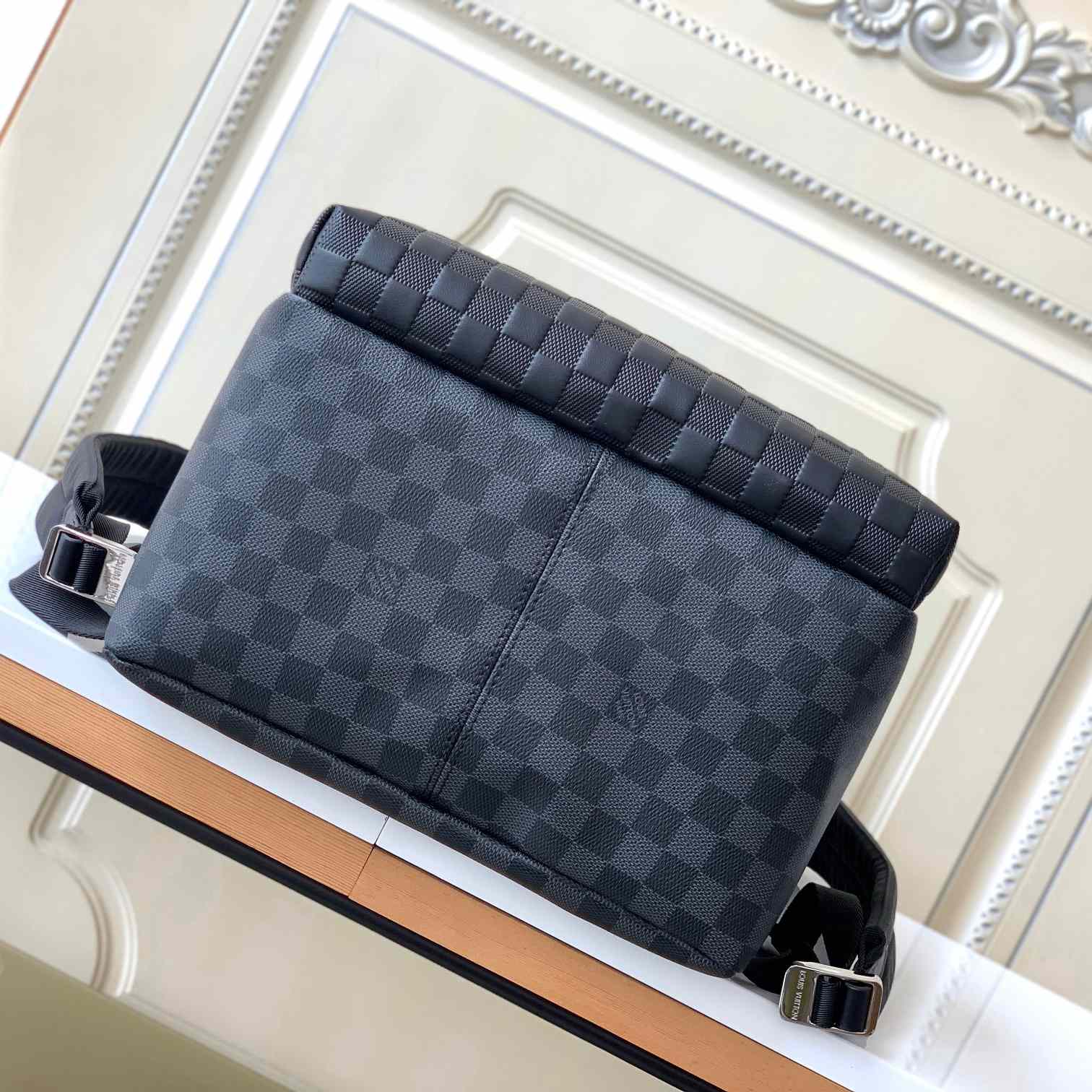 Louis Vuitton Discovery Backpack PM    N40436 - PerfectKickZ
