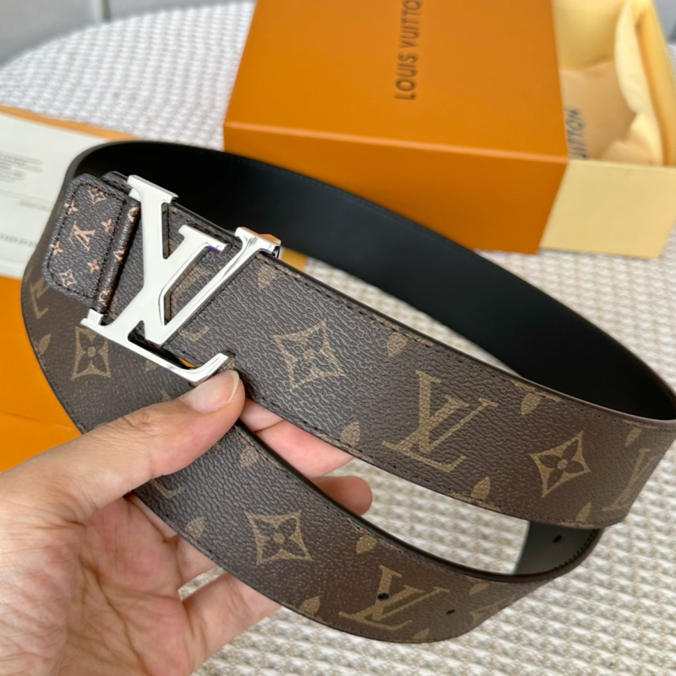 Louis Vuitton LV Tag 40MM Reversible Belt     M0686Q - PerfectKickZ