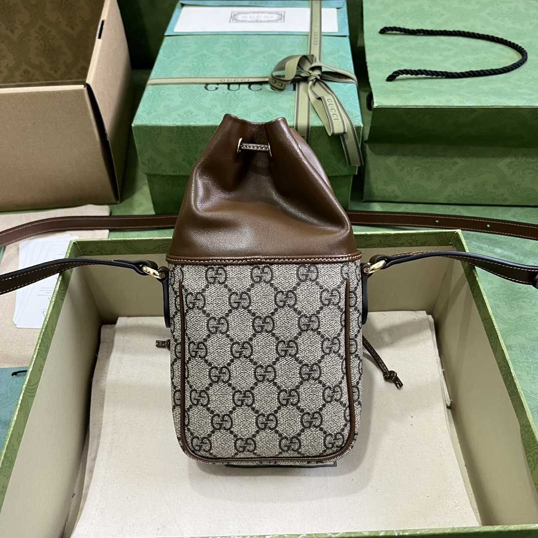 Gucci GG Mini Bucket Bag With Interlocking G - PerfectKickZ