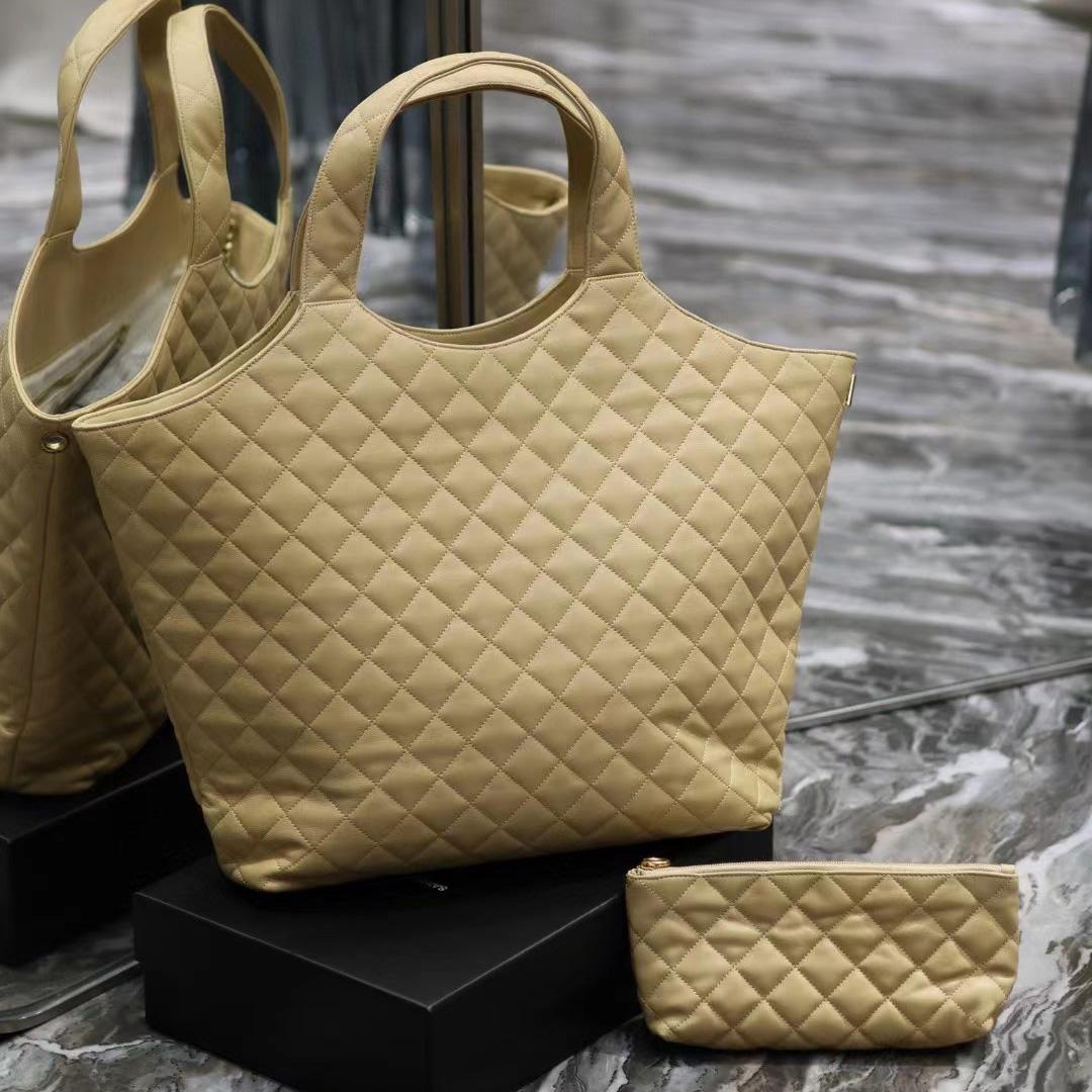 Saint Laurent Icare Extra large Embellished Quilted Leather Tote (58-34-8cm) - 