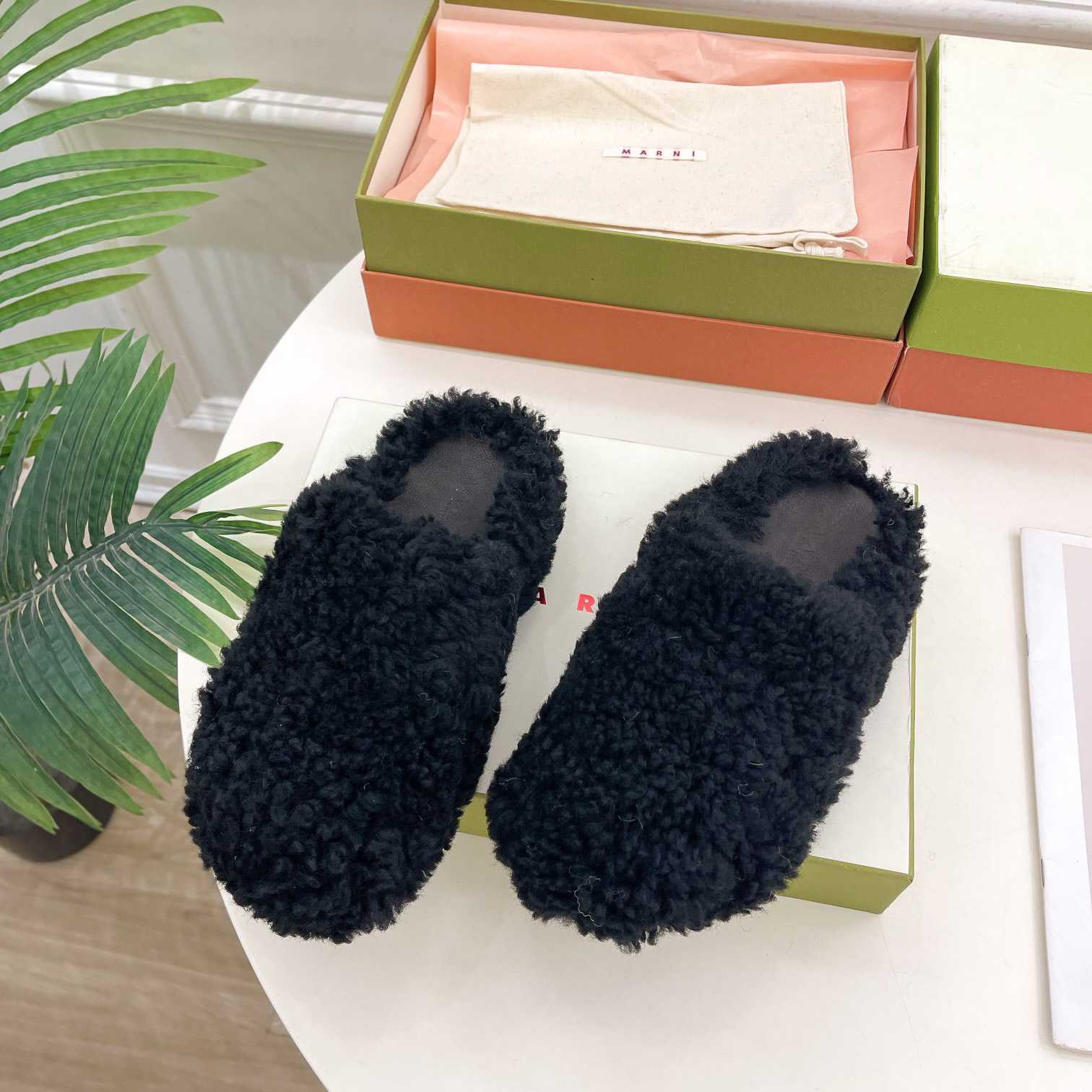 Marni Textured Slip-on Mules  - PerfectKickZ