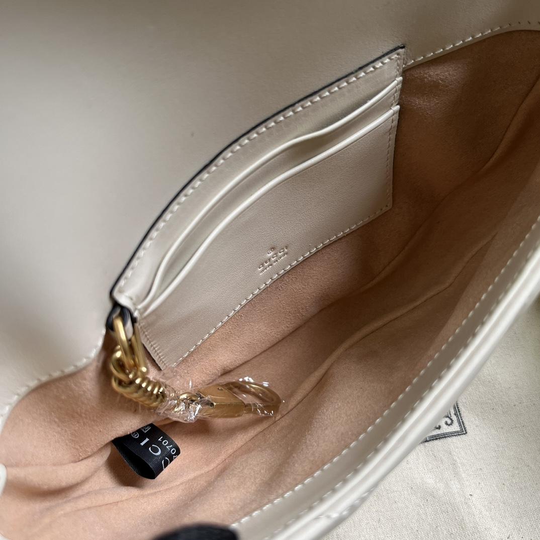 Gucci GG Marmont Matelasse Chain Mini Bag (20x 14.5x 4cm) - 
