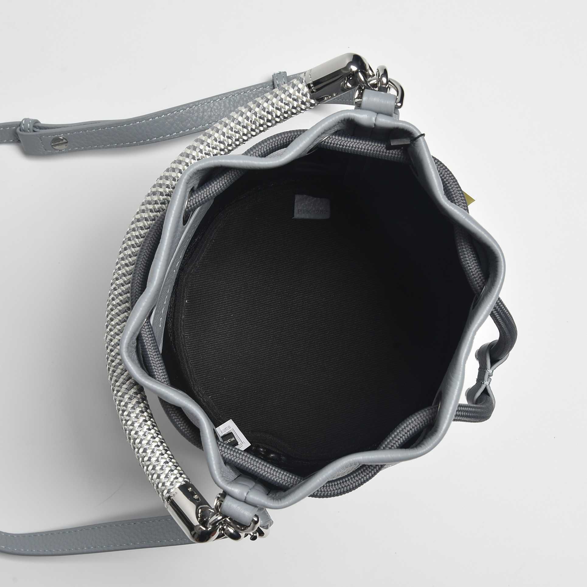 Marc Jacobs Women's Leather The Bucket Bag  - PerfectKickZ