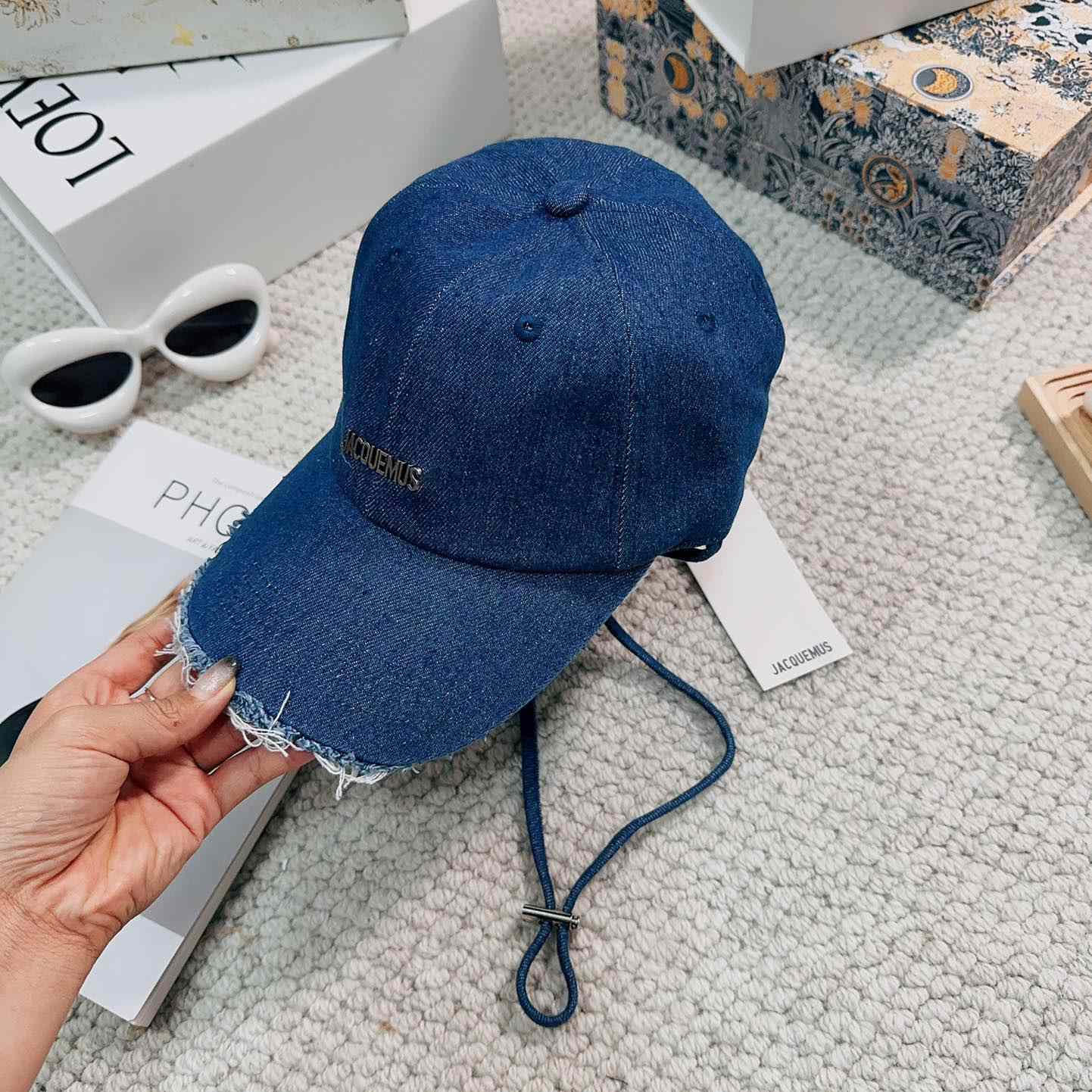 Jacquemus Blue Artichaut Embellished Frayed Denim Baseball Cap - PerfectKickZ