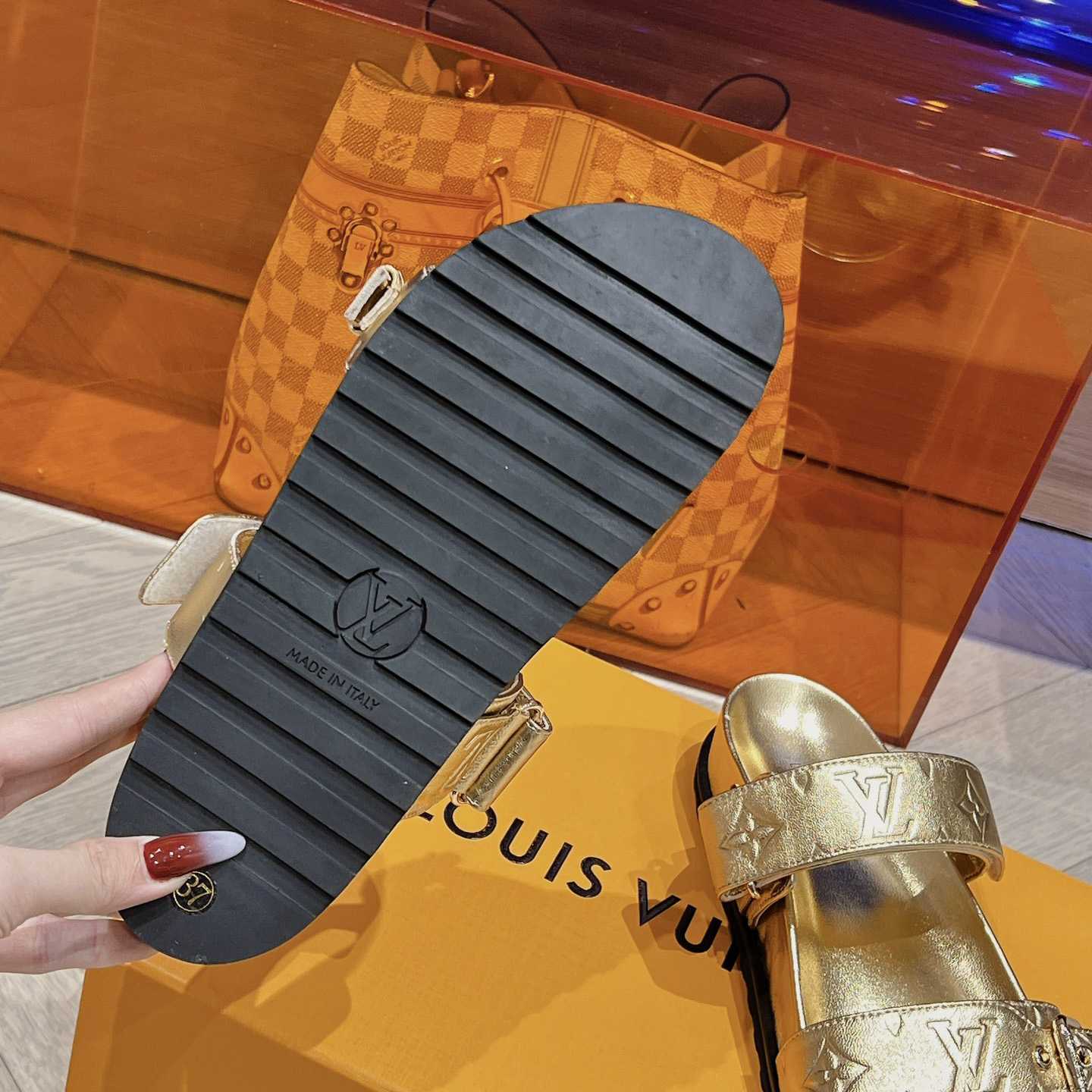 Louis Vuitton Bom Dia Flat Comfort Mules    - PerfectKickZ