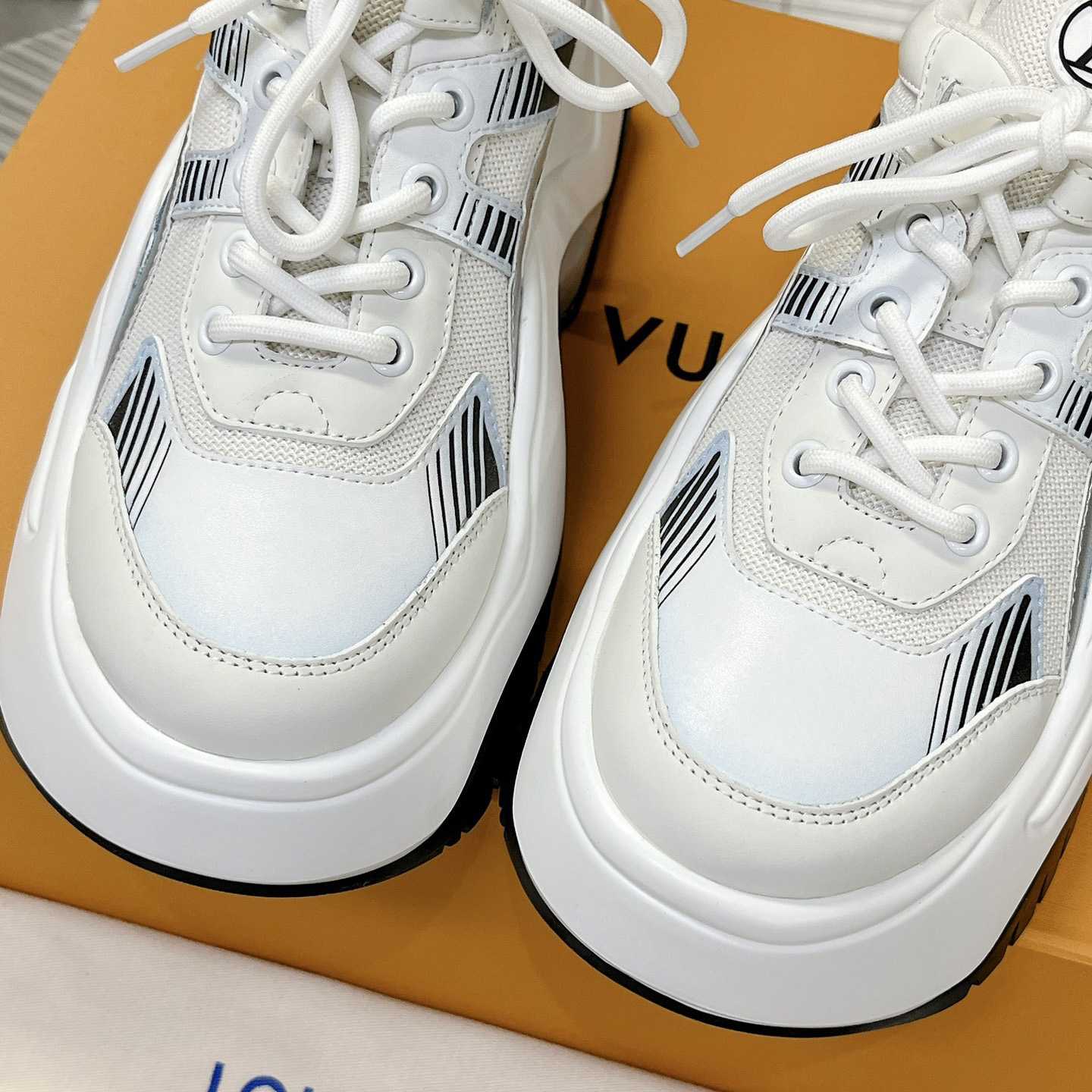 Louis Vuitton LV Archlight 2.0 Platform Sneaker    1ABI0L - PerfectKickZ