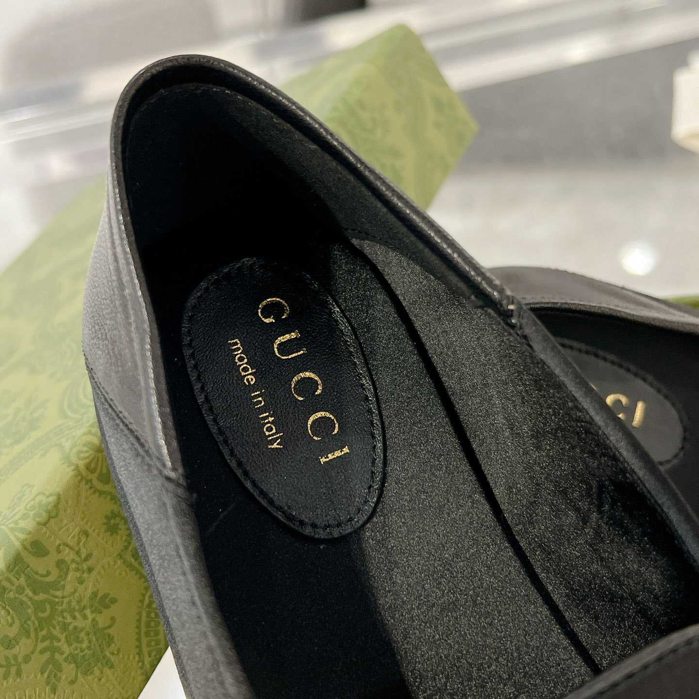 Gucci Women's Horsebit Loafer With Crystals - PerfectKickZ