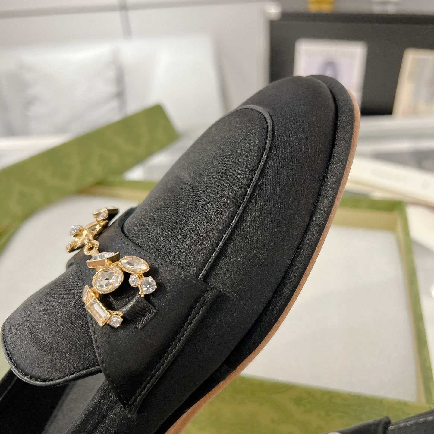 Gucci Women's Horsebit Loafer With Crystals - PerfectKickZ