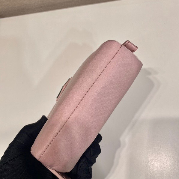 Prada Re-Nylon Necessaire - PerfectKickZ