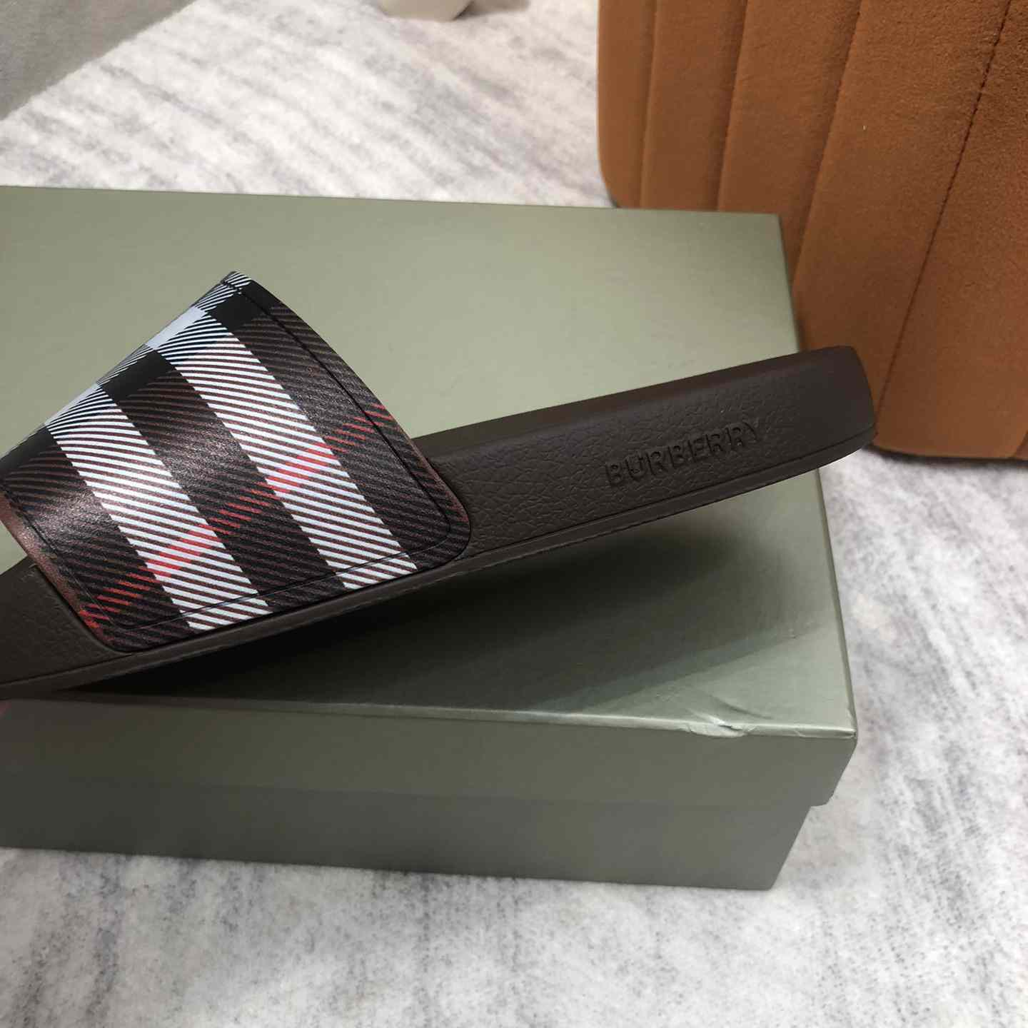 Burberry Check Print Slides - 